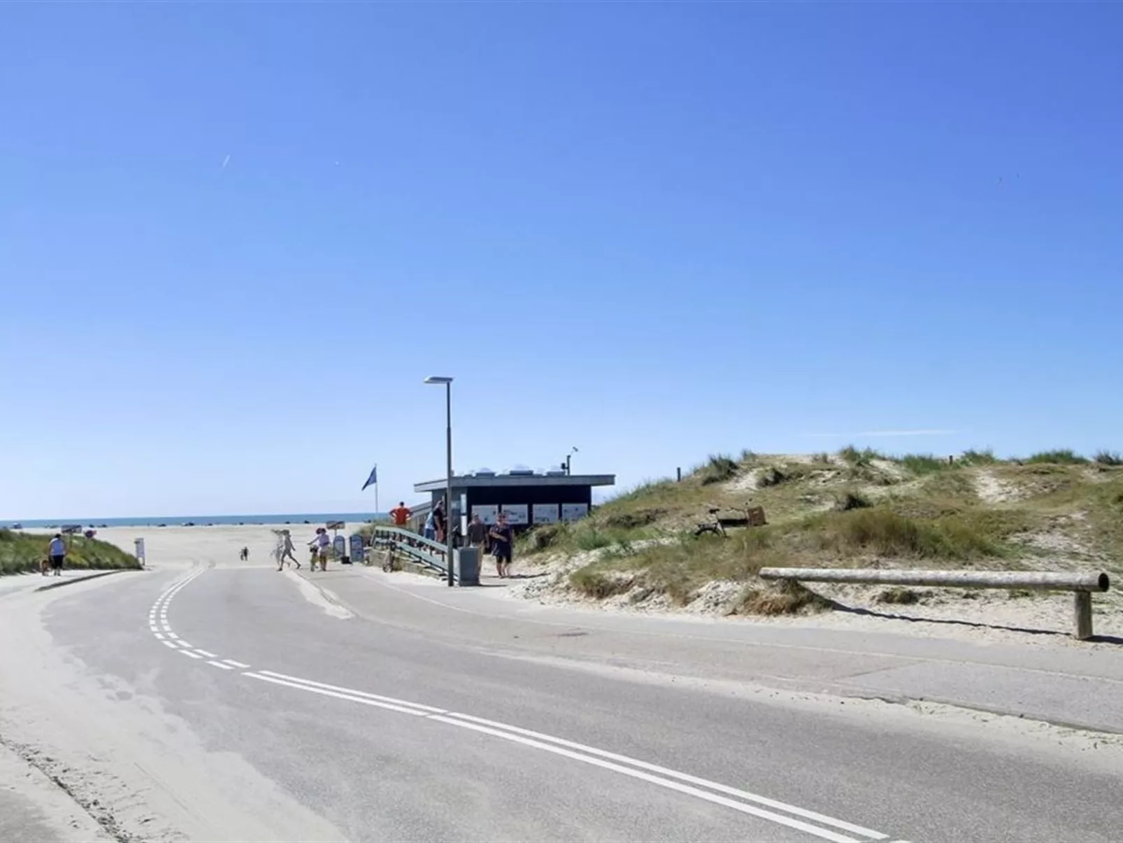 "Luzy" - 1km from the sea-Buiten