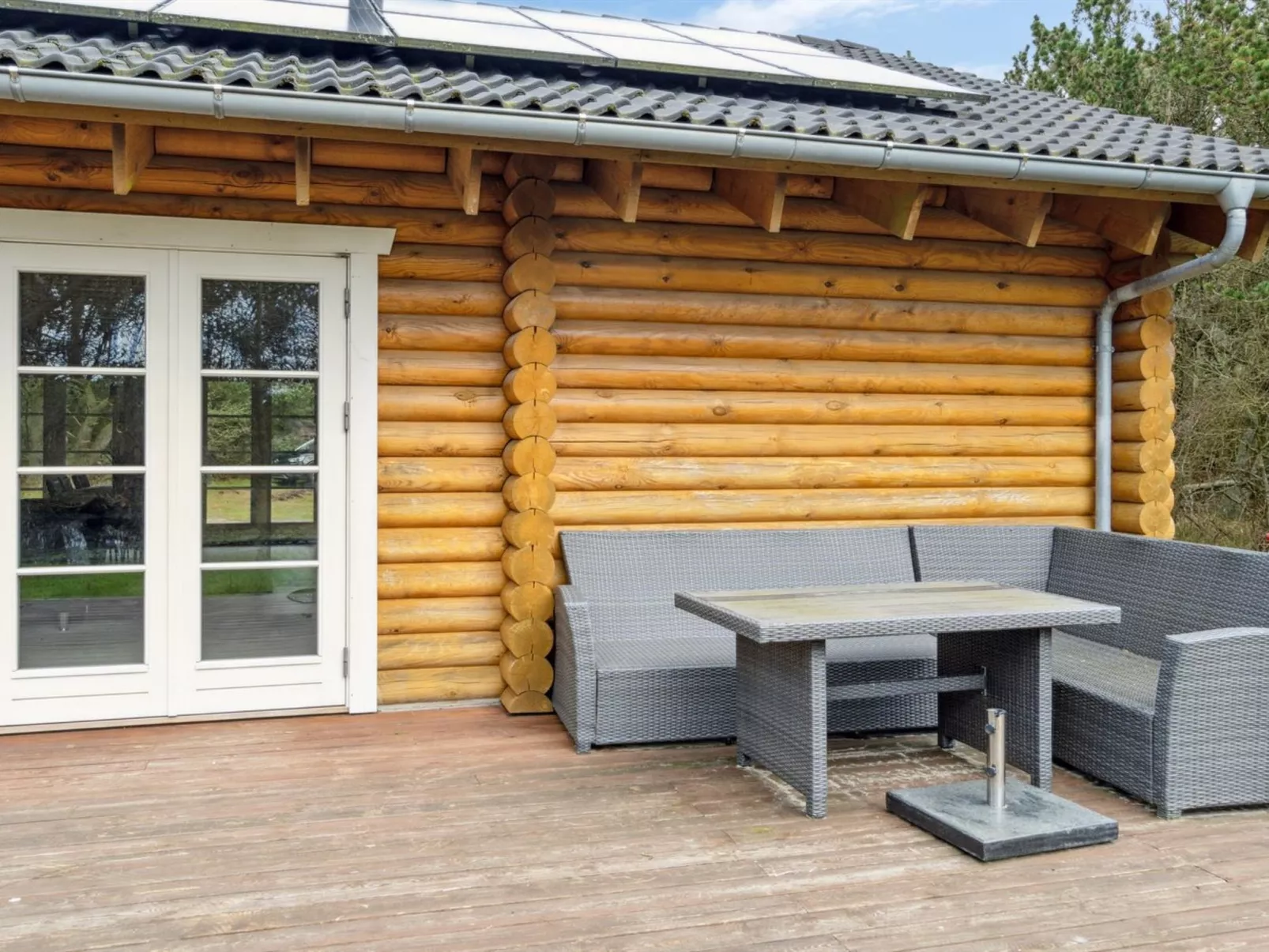 "Luzy" - 1km from the sea-Buiten