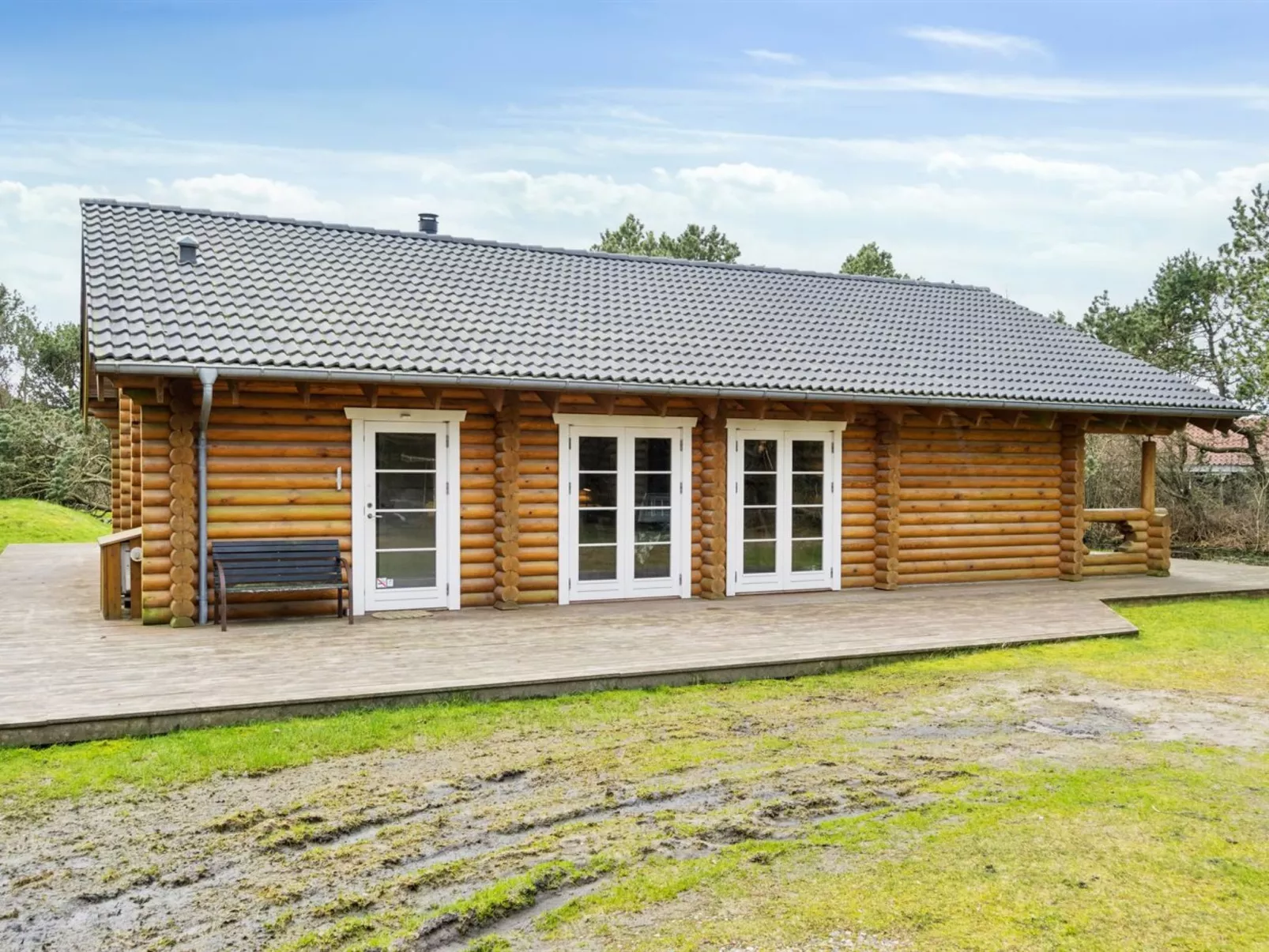 "Luzy" - 1km from the sea-Buiten