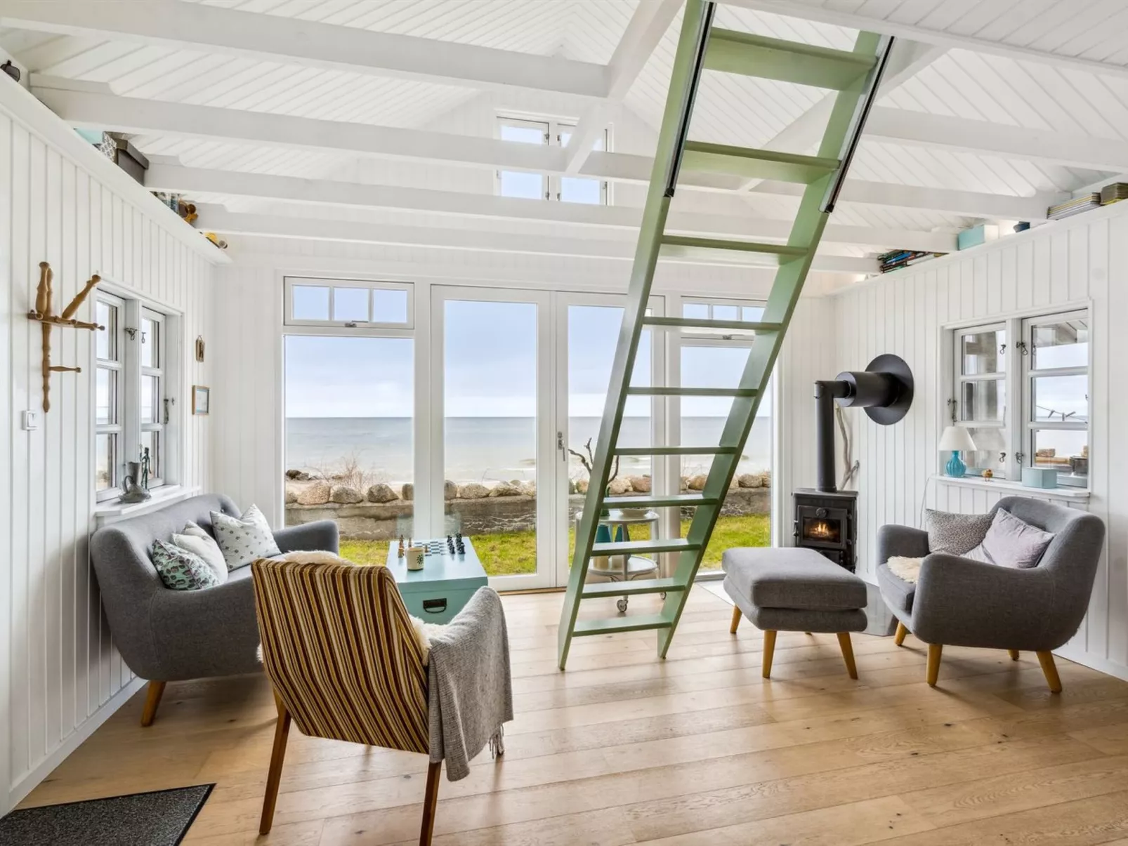 "Ofrath" - 5m from the sea-Binnen