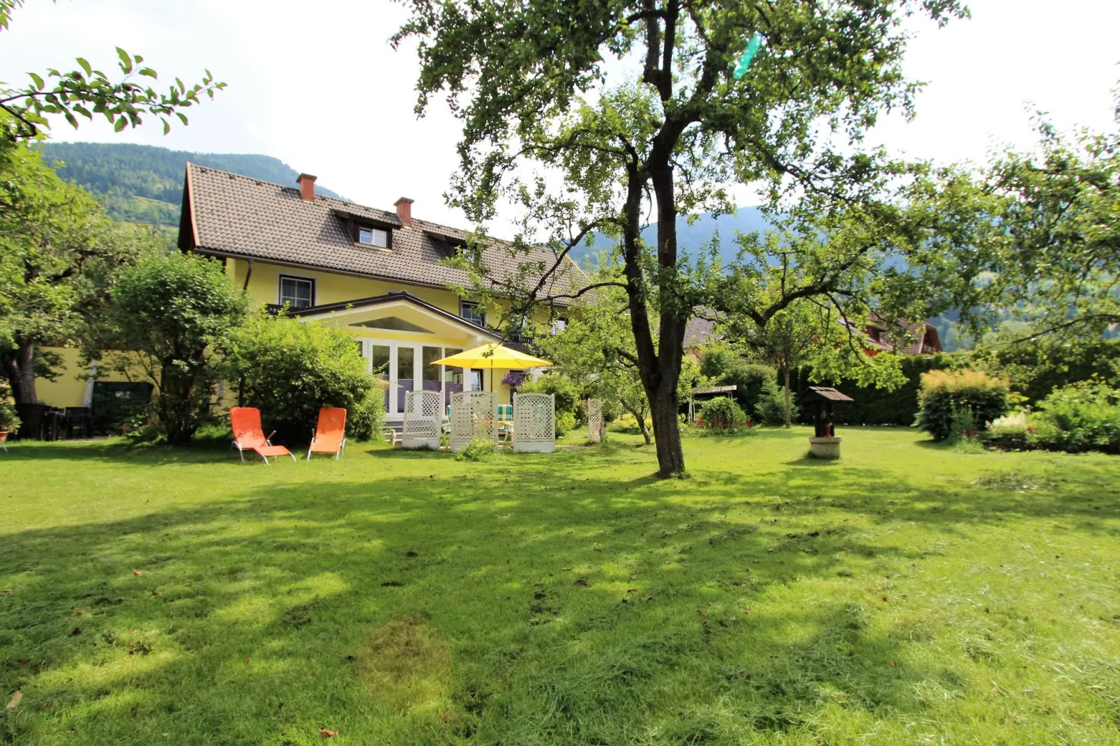 Apartment Hannelore B / 4 P-Tuinen zomer