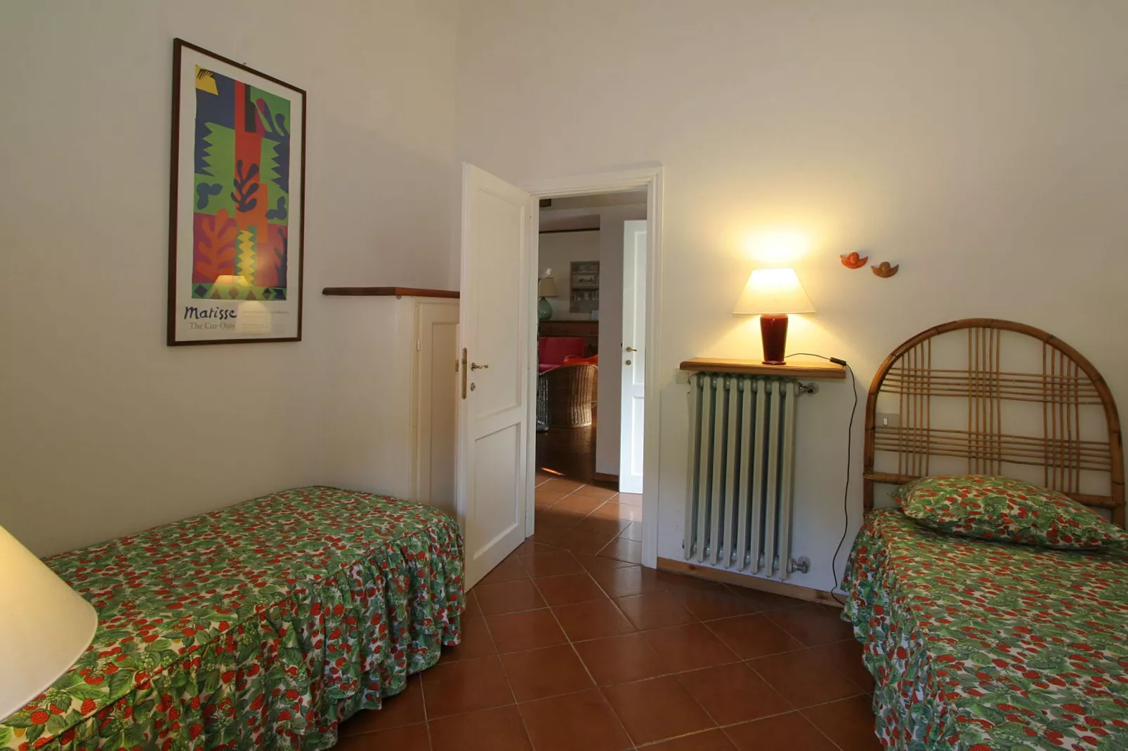 Villa met zwembad en panoramisch uitzicht over de Apennijnen-Slaapkamer