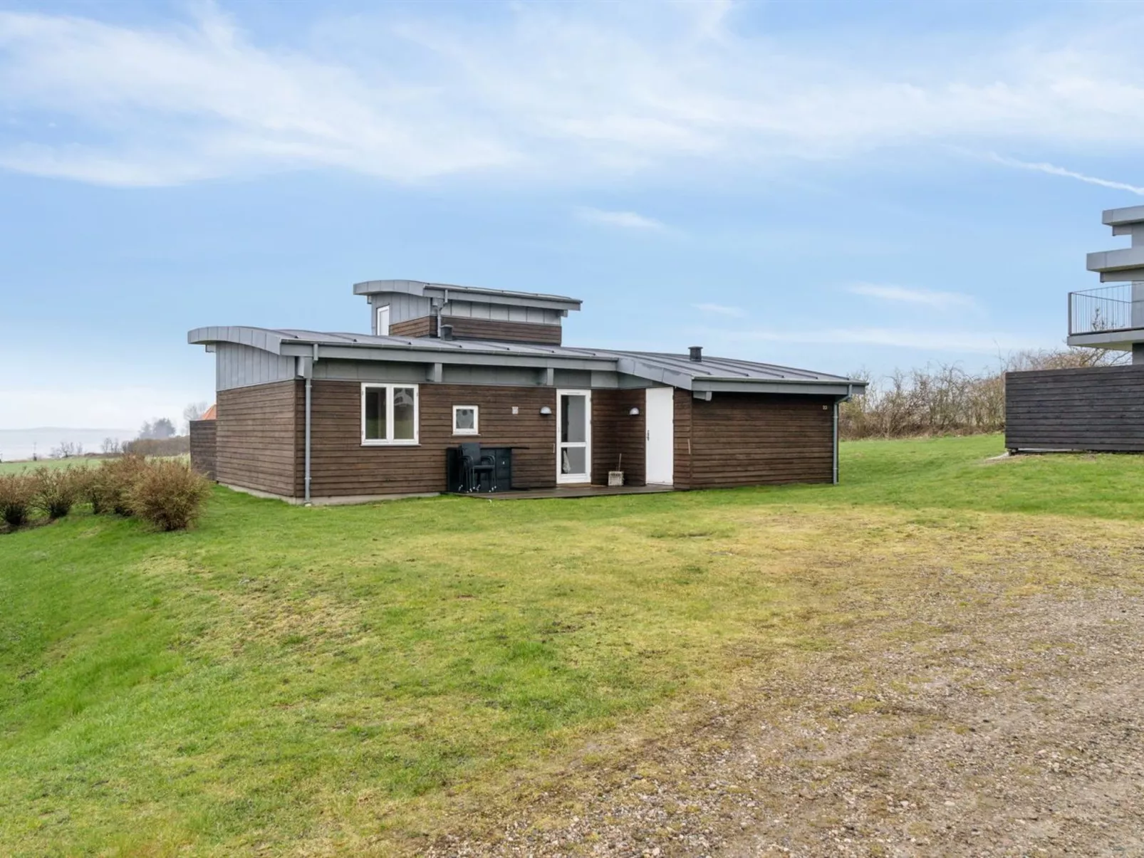 "Halvor" - 275m from the sea-Buiten
