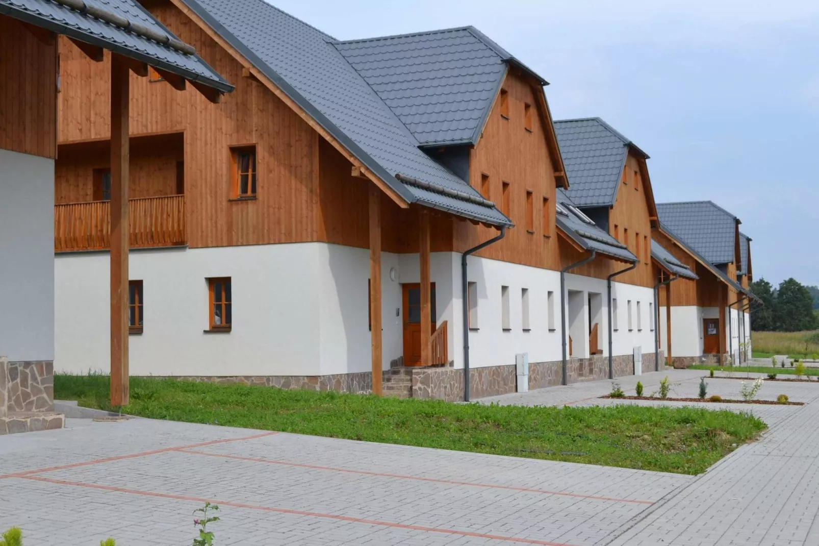 Lipno Nova Lake Resort B-Buitenkant zomer