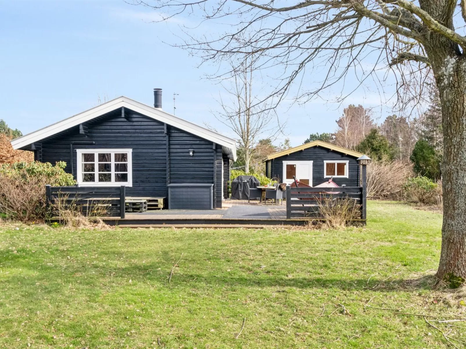 "Tjark" - 1.0km from the sea