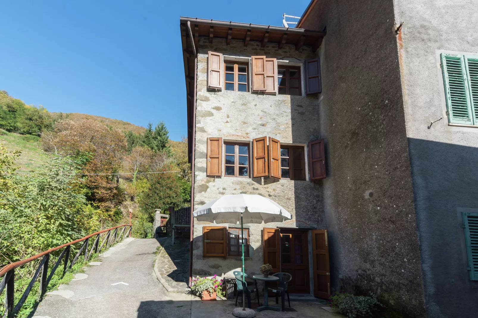 Casa Marta-Buitenkant zomer