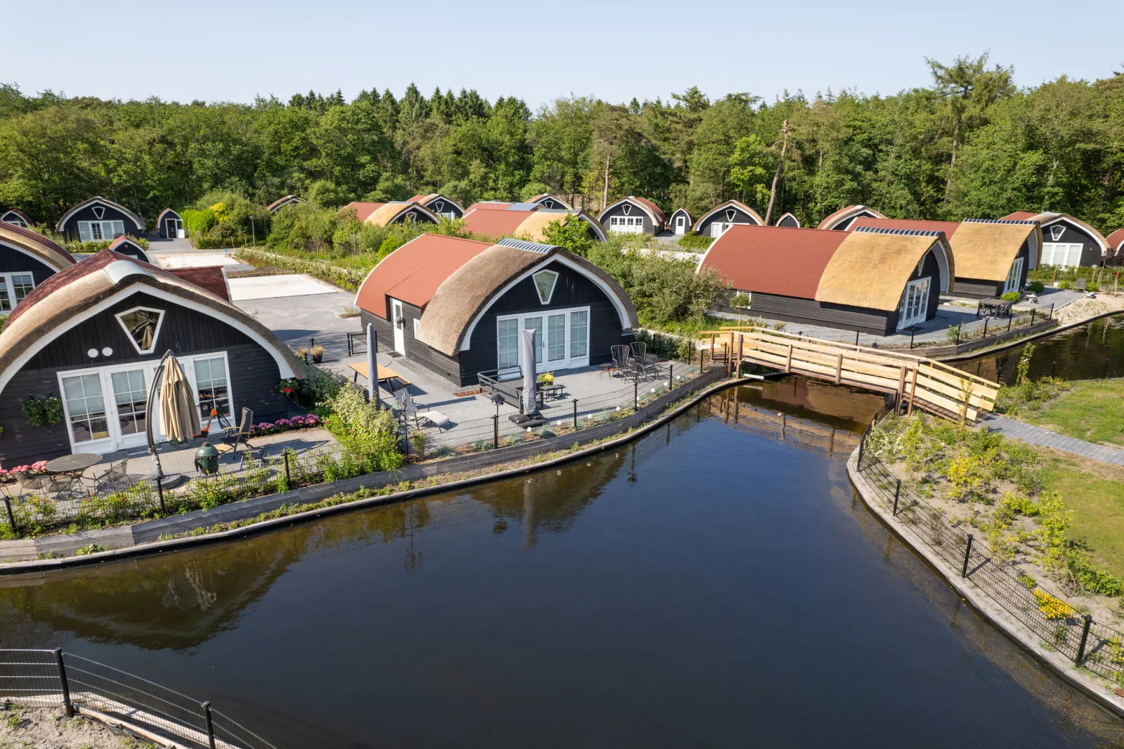 't Landgoed Baars 1-Buitenkant zomer