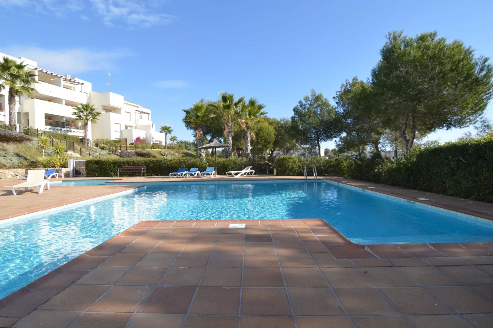 Apartamento  Tipuana-Zwembad