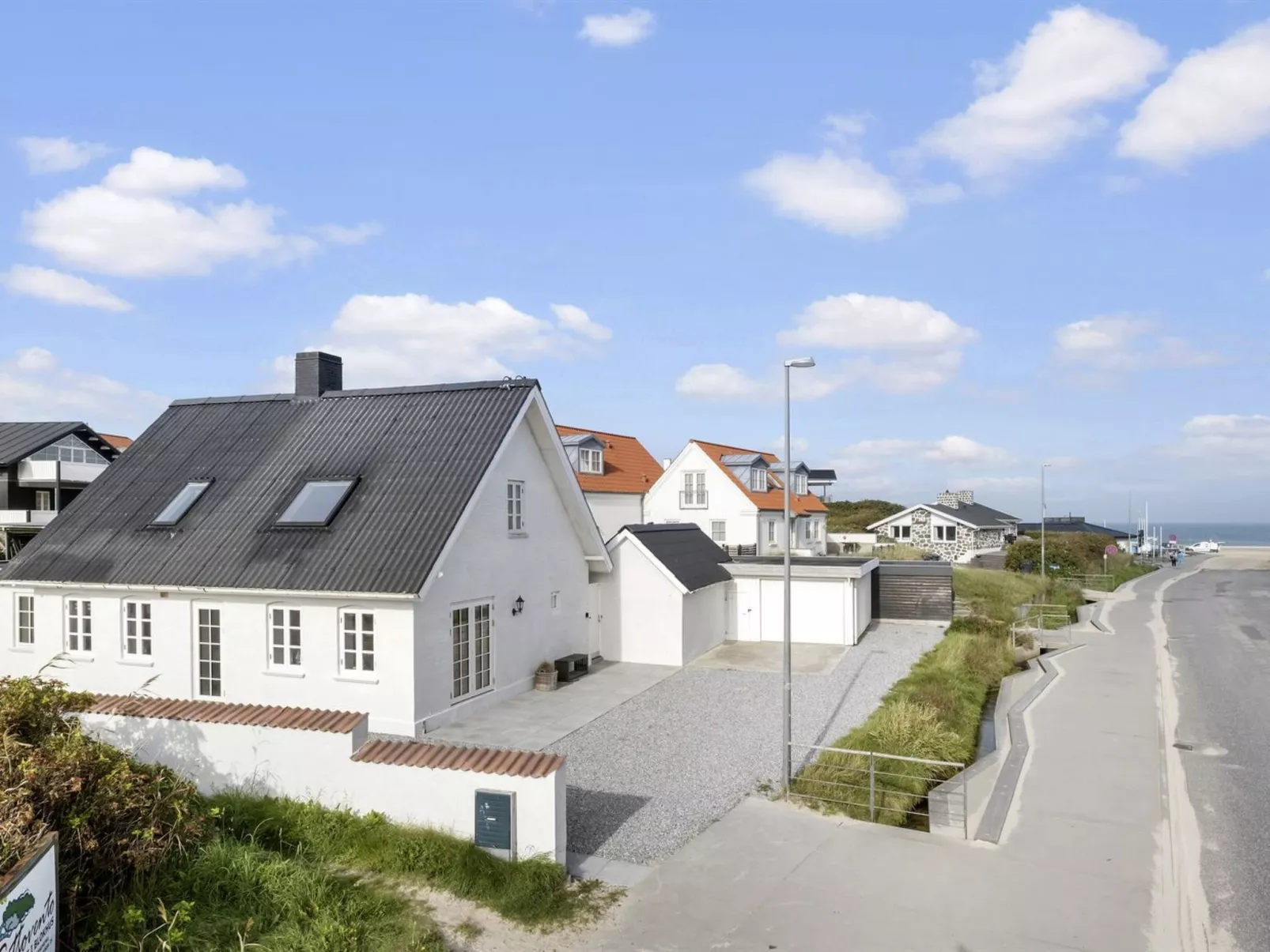 "Edin" - 100m from the sea
