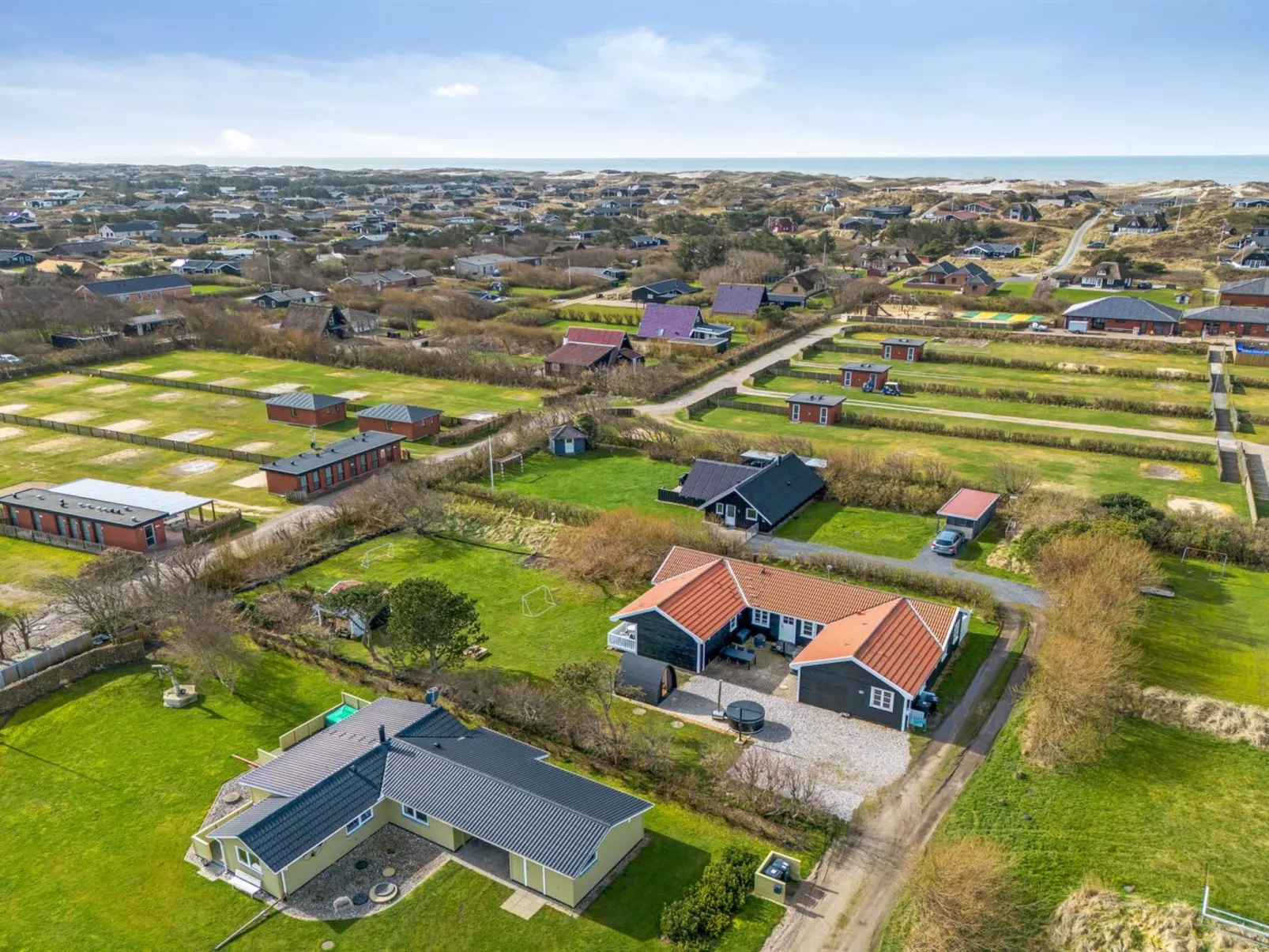 "Torhild" - 700m from the sea-Buiten