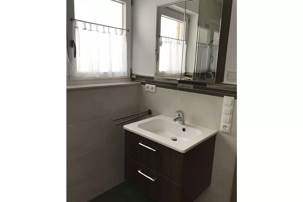 220550-Badkamer