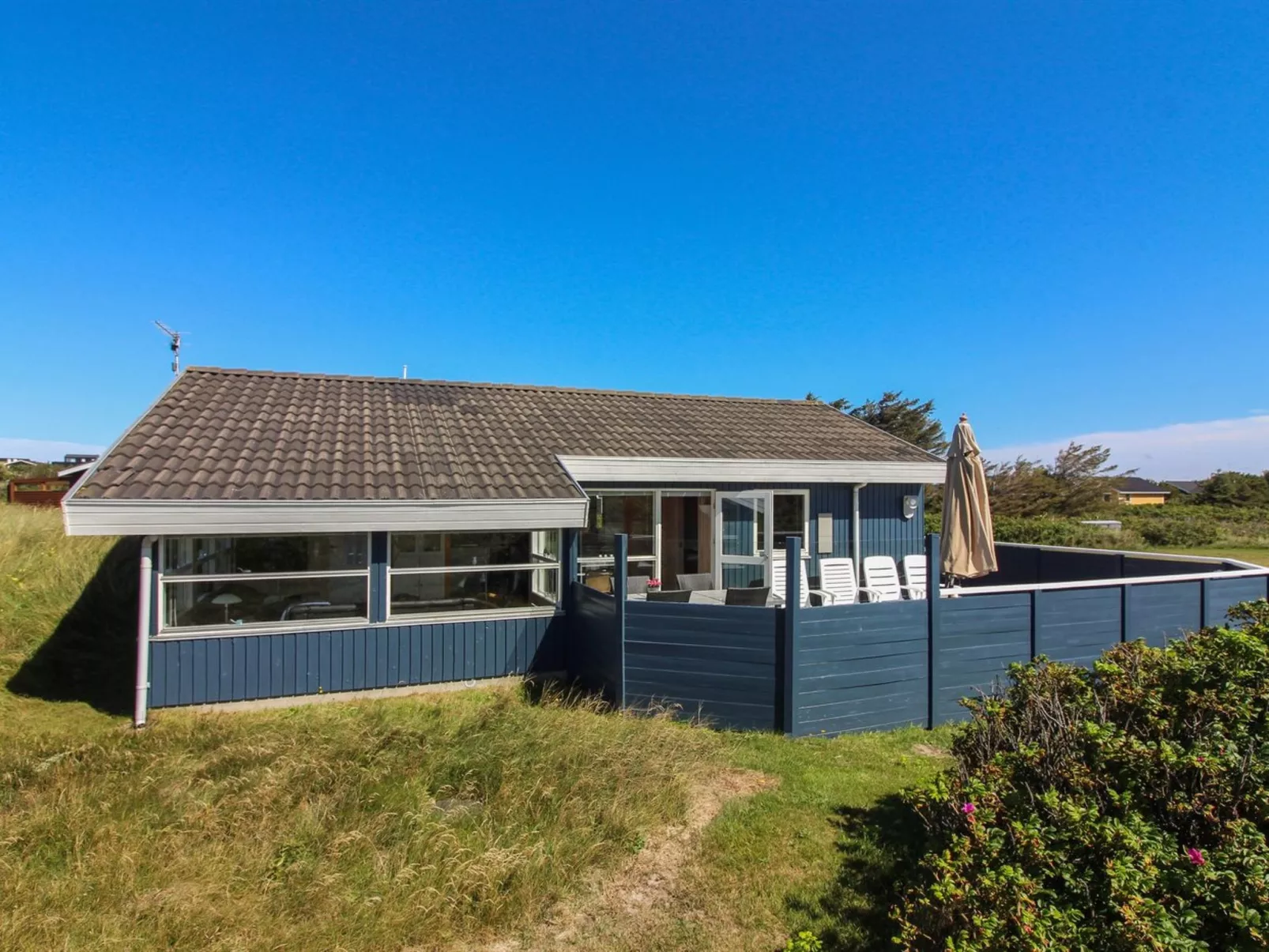 "Mitre" - 300m from the sea