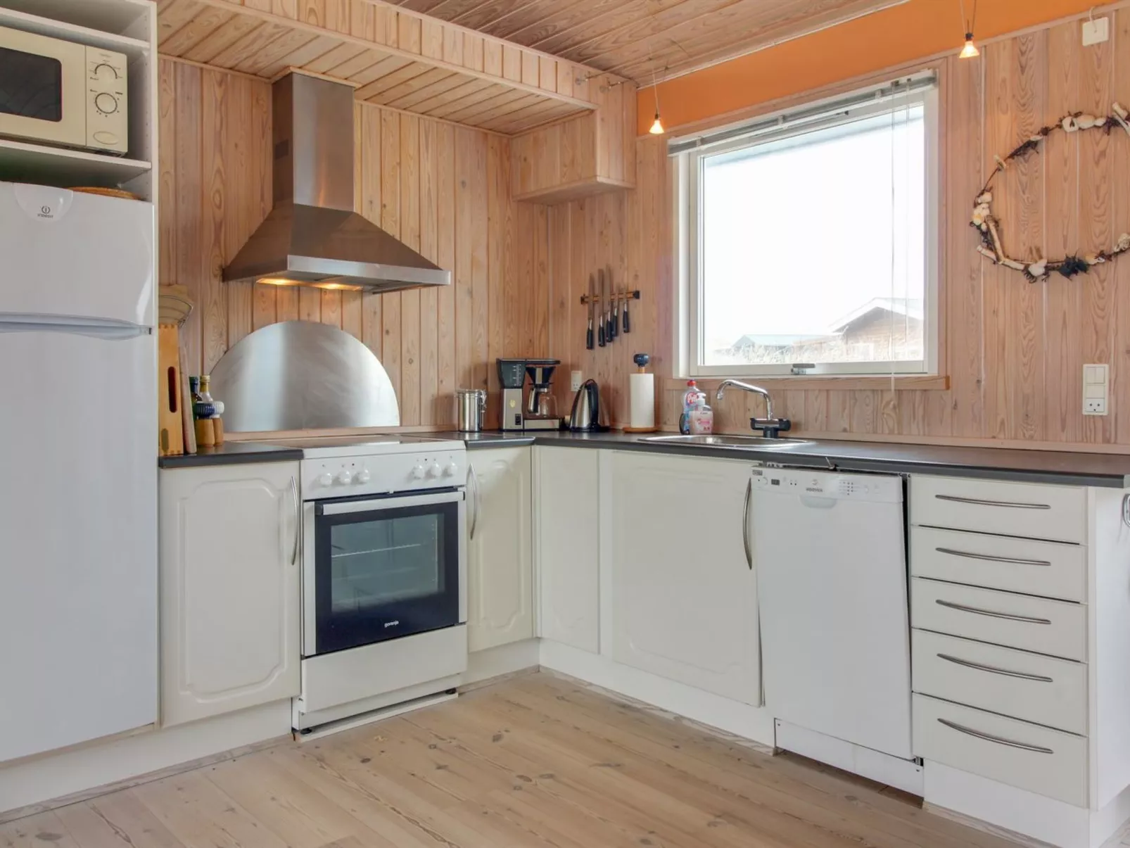 "Mitre" - 300m from the sea