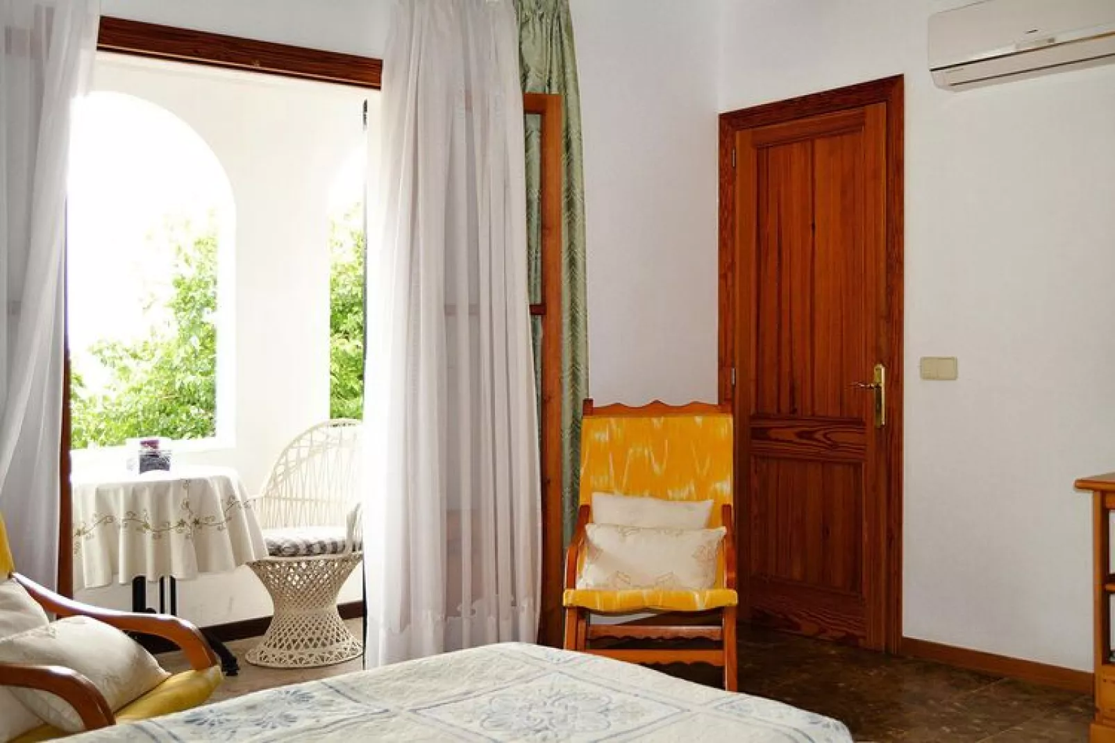 Son Flo Petit ó Casa Nova-/--Slaapkamer