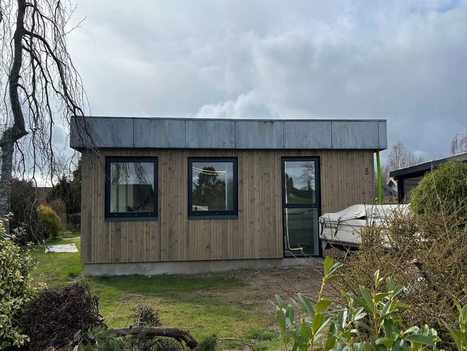 "Tedora" - 250m from the sea