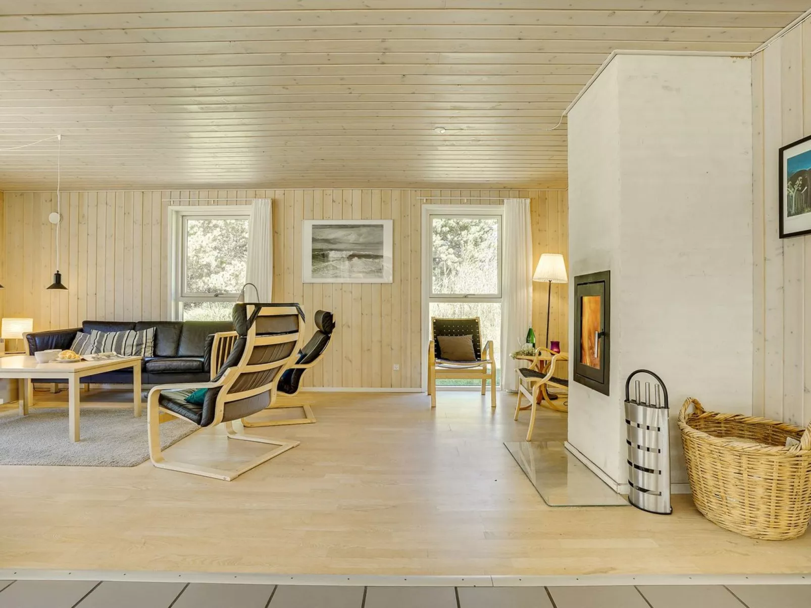 "Dix" - 900m from the sea
