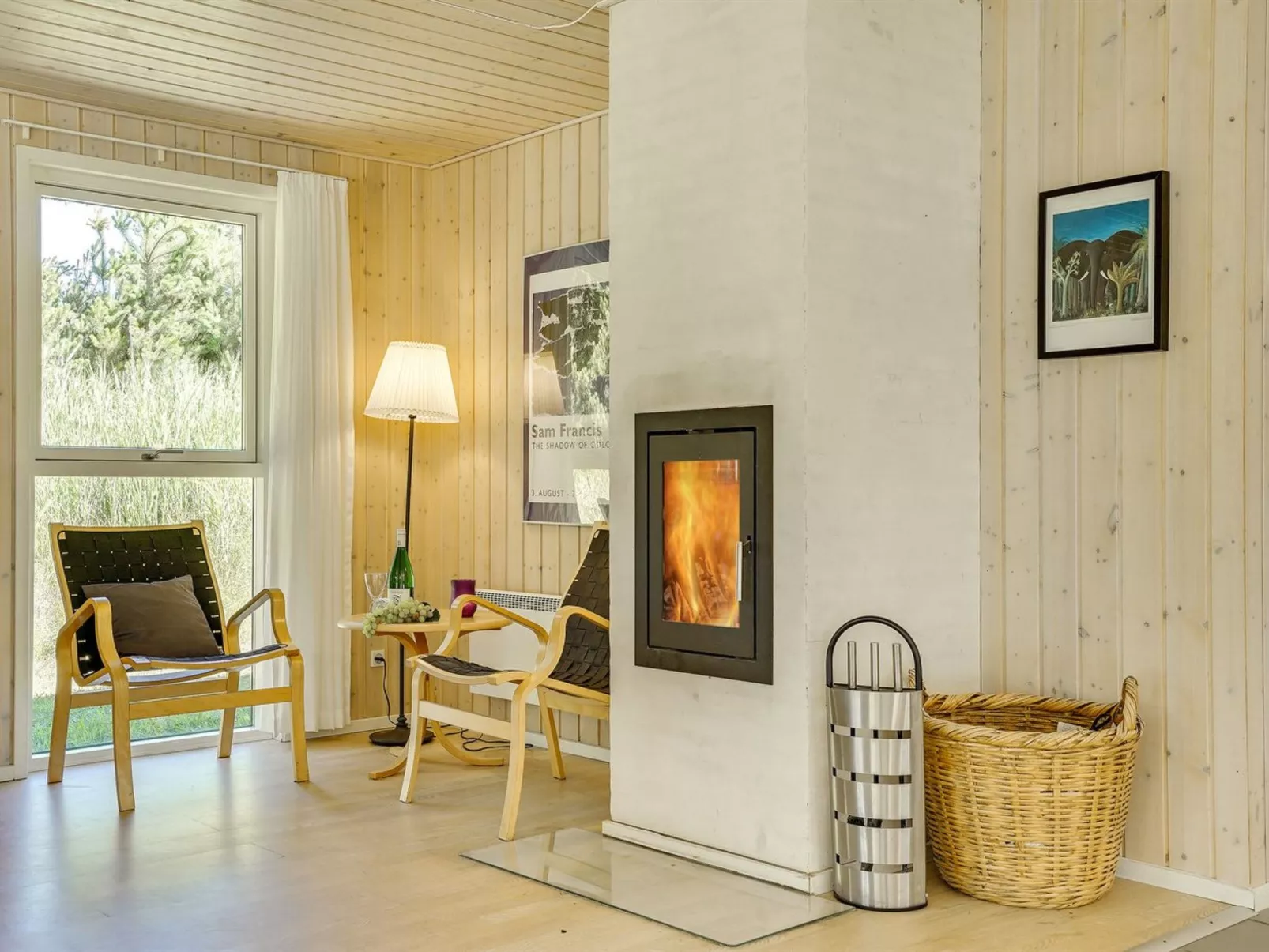 "Dix" - 900m from the sea