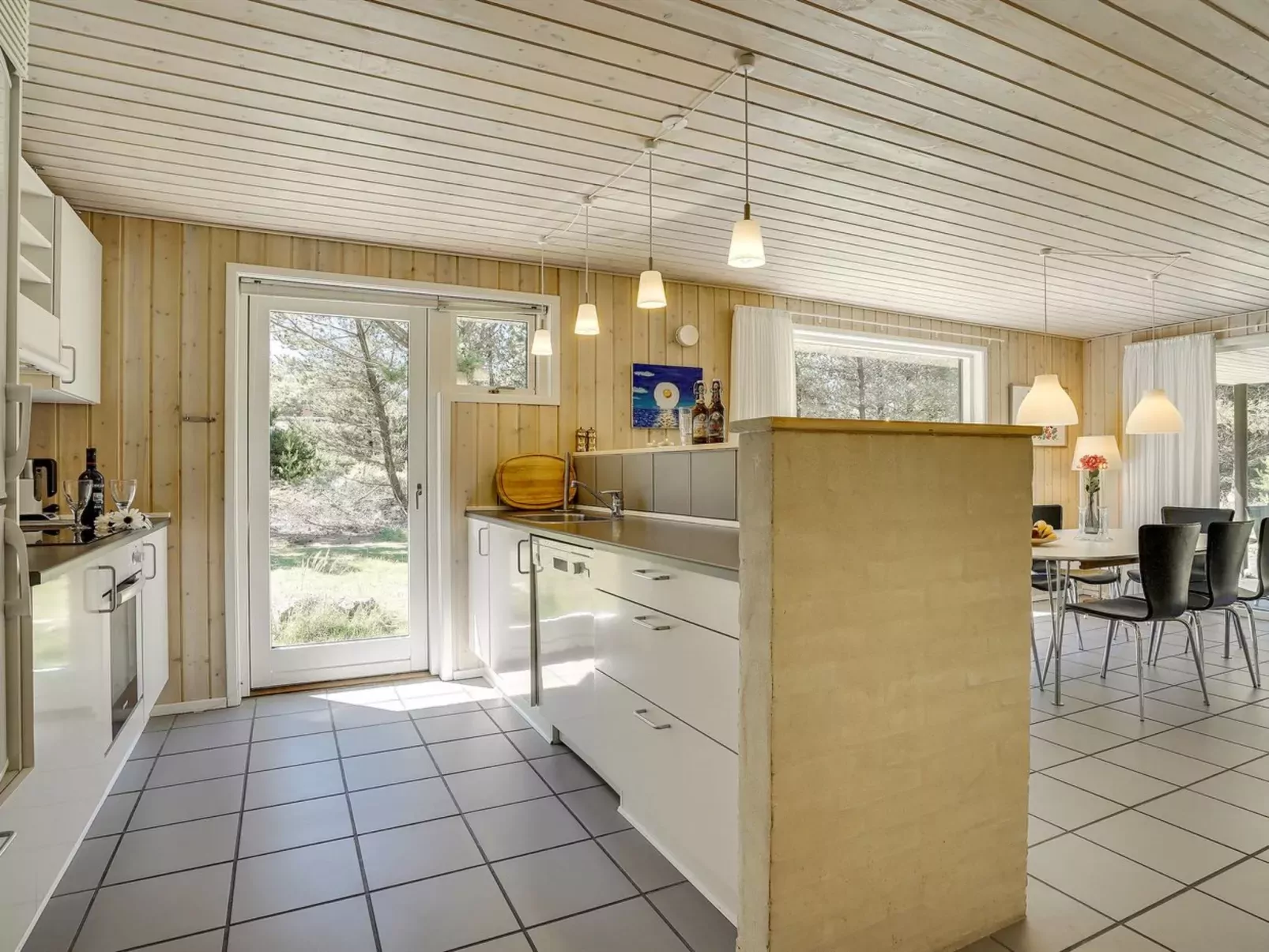 "Dix" - 900m from the sea-Binnen