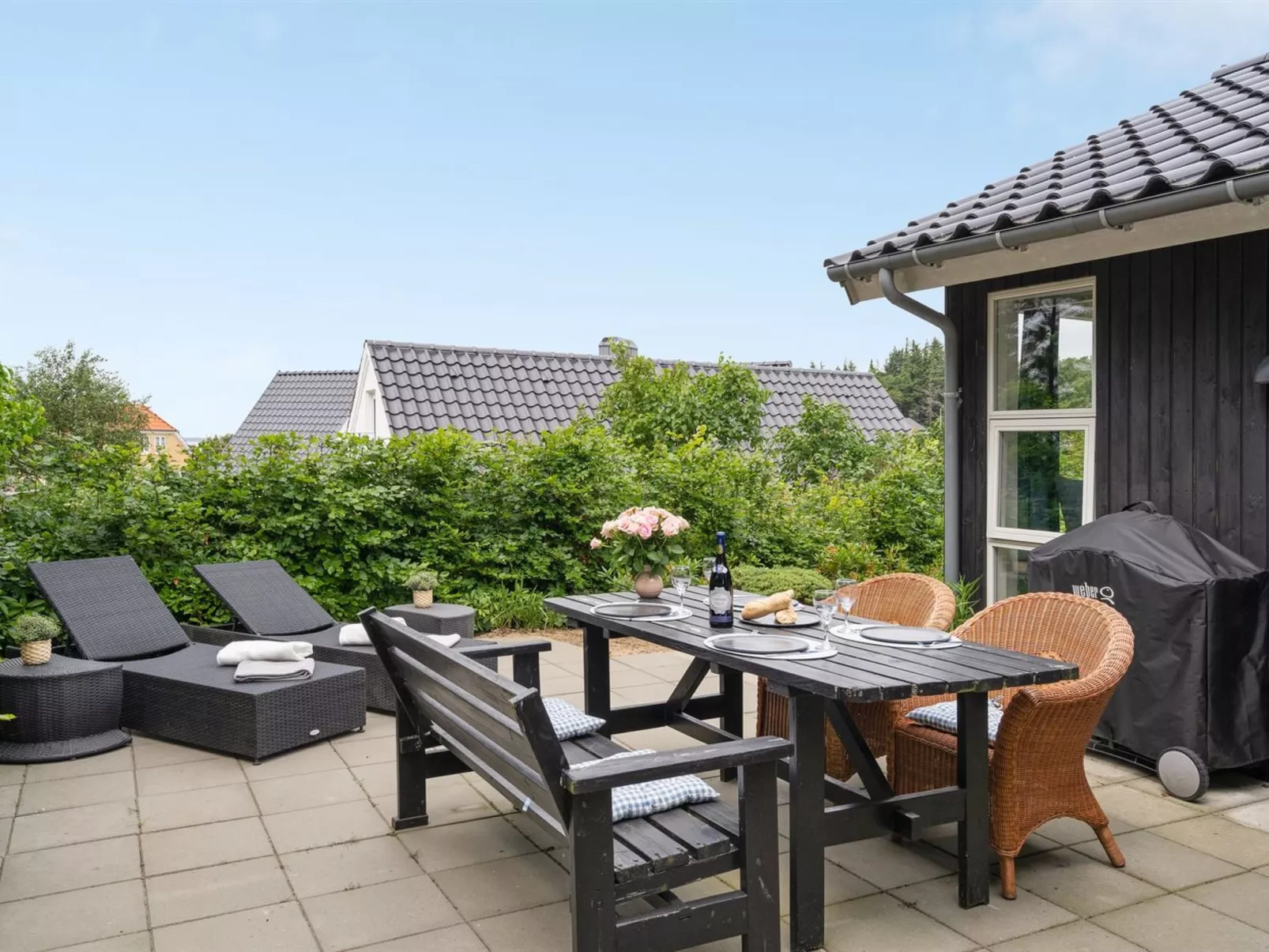 "Jörgen" - 100m from the sea-Buiten