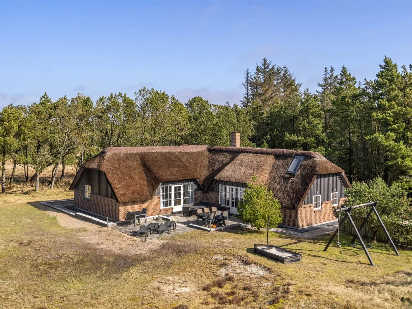 "Alwina" - 2.5km from the sea