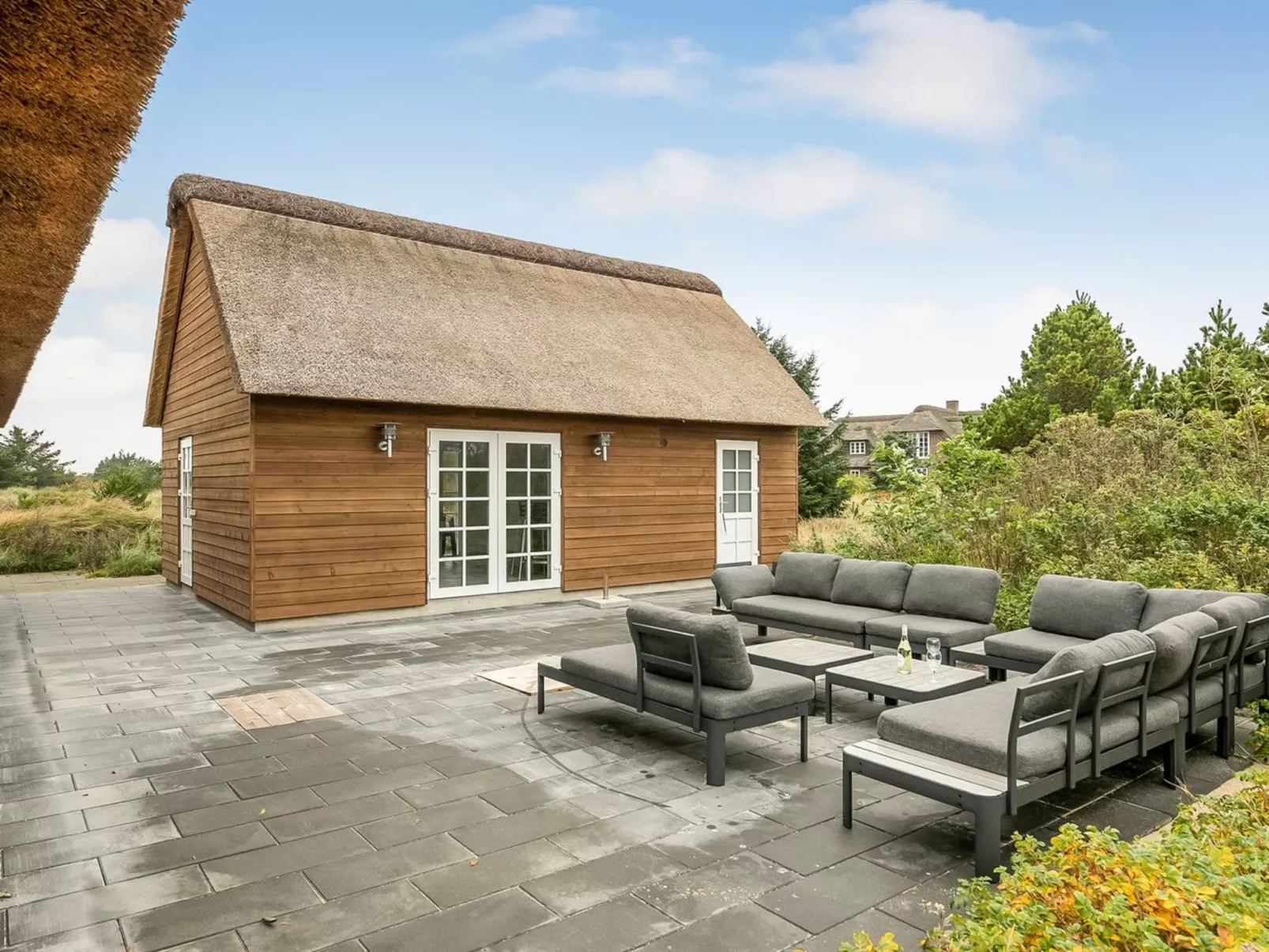 "Adia" - 300m from the sea