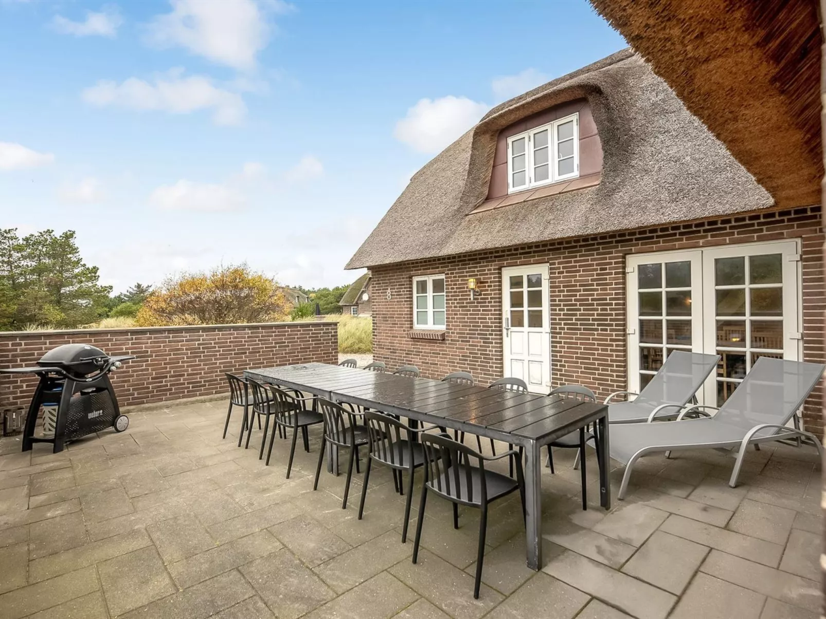 "Adia" - 300m from the sea-Buiten