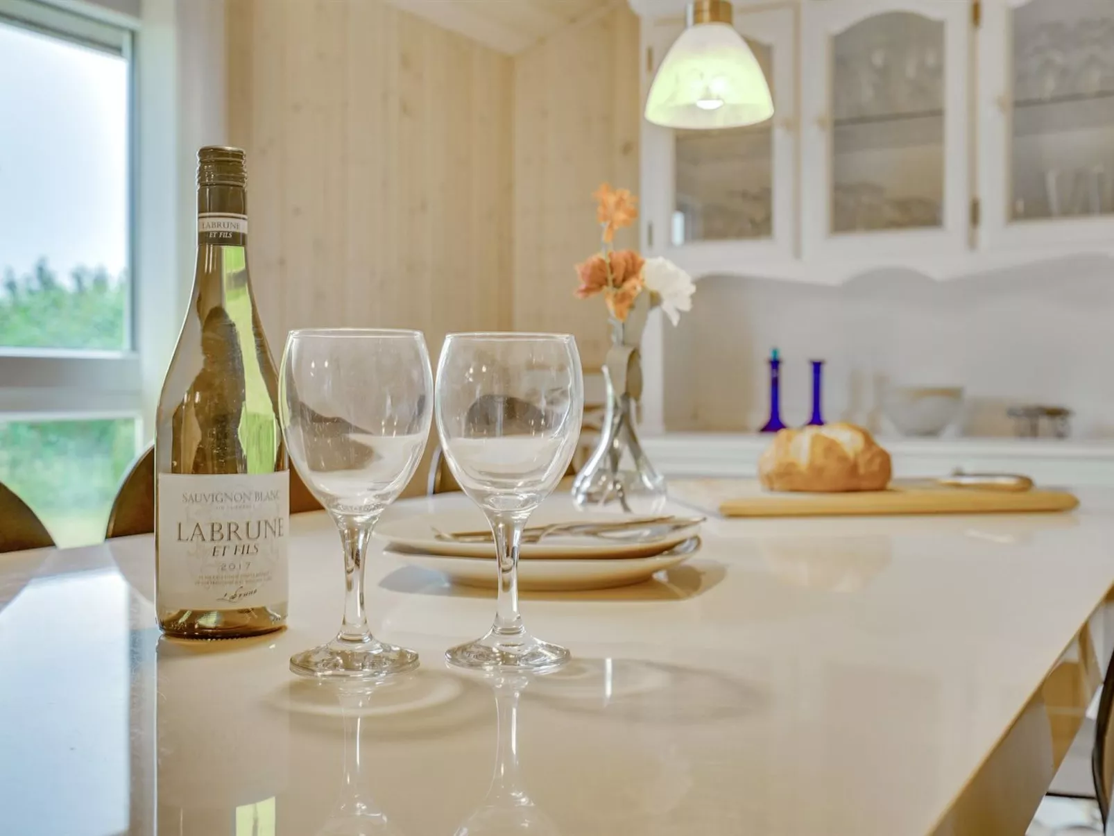 "Aviaja" - 12km from the sea-Binnen