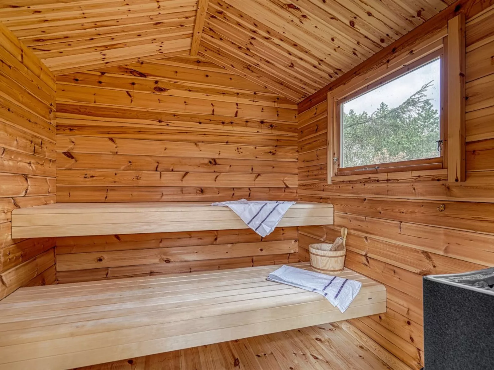 "Taneli" - 2.2km from the sea