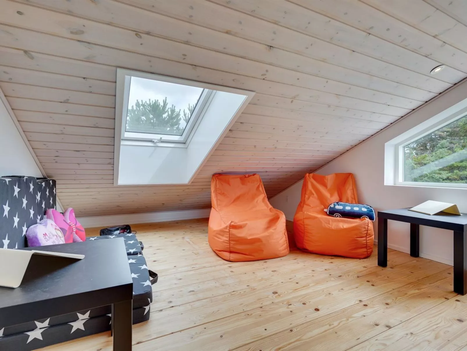 "Jonka" - 2km from the sea-Binnen