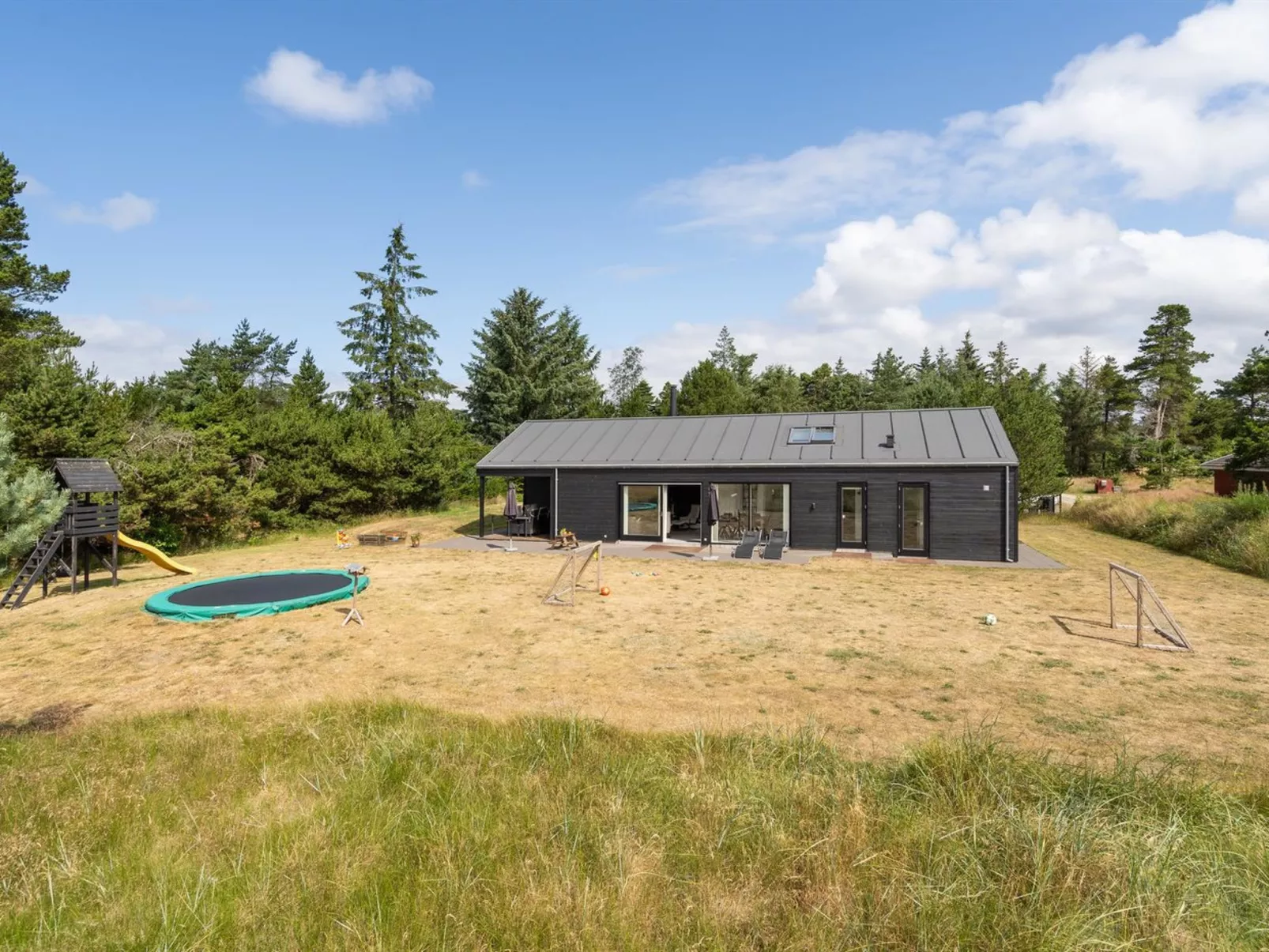 "Jonka" - 2km from the sea-Buiten