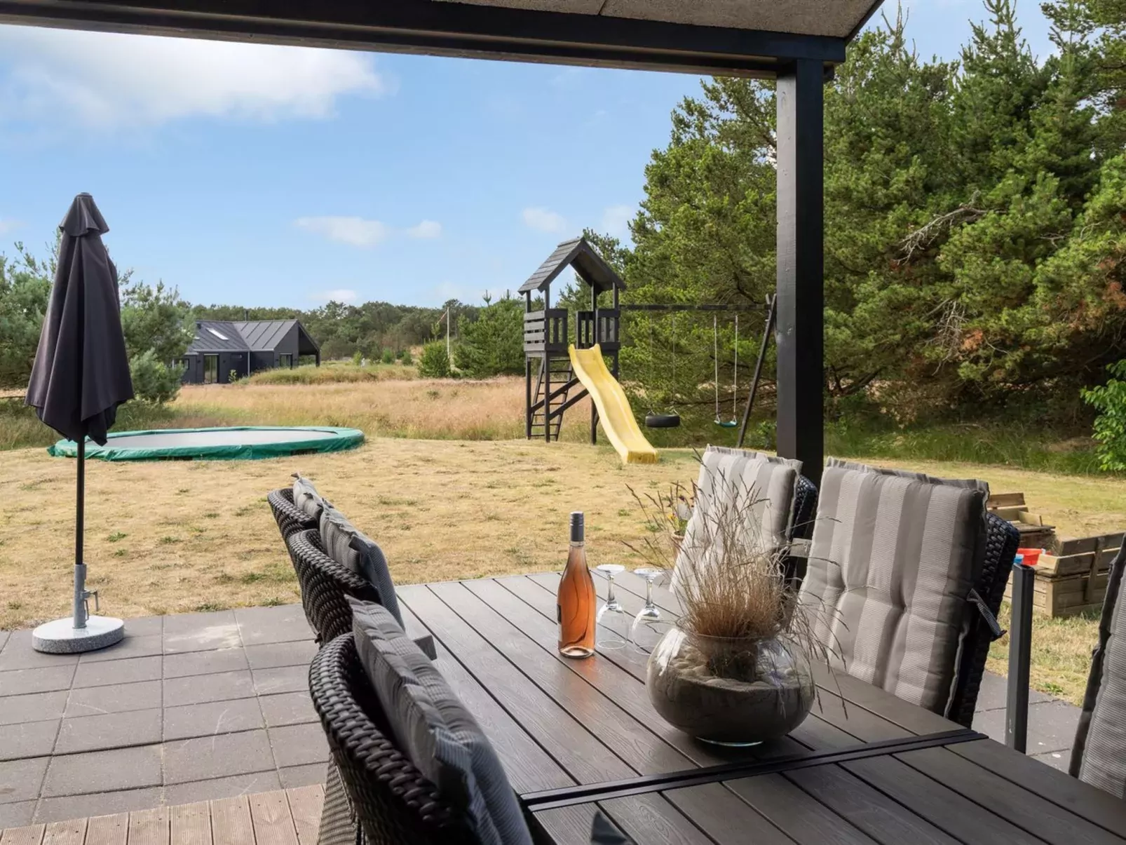 "Jonka" - 2km from the sea-Buiten