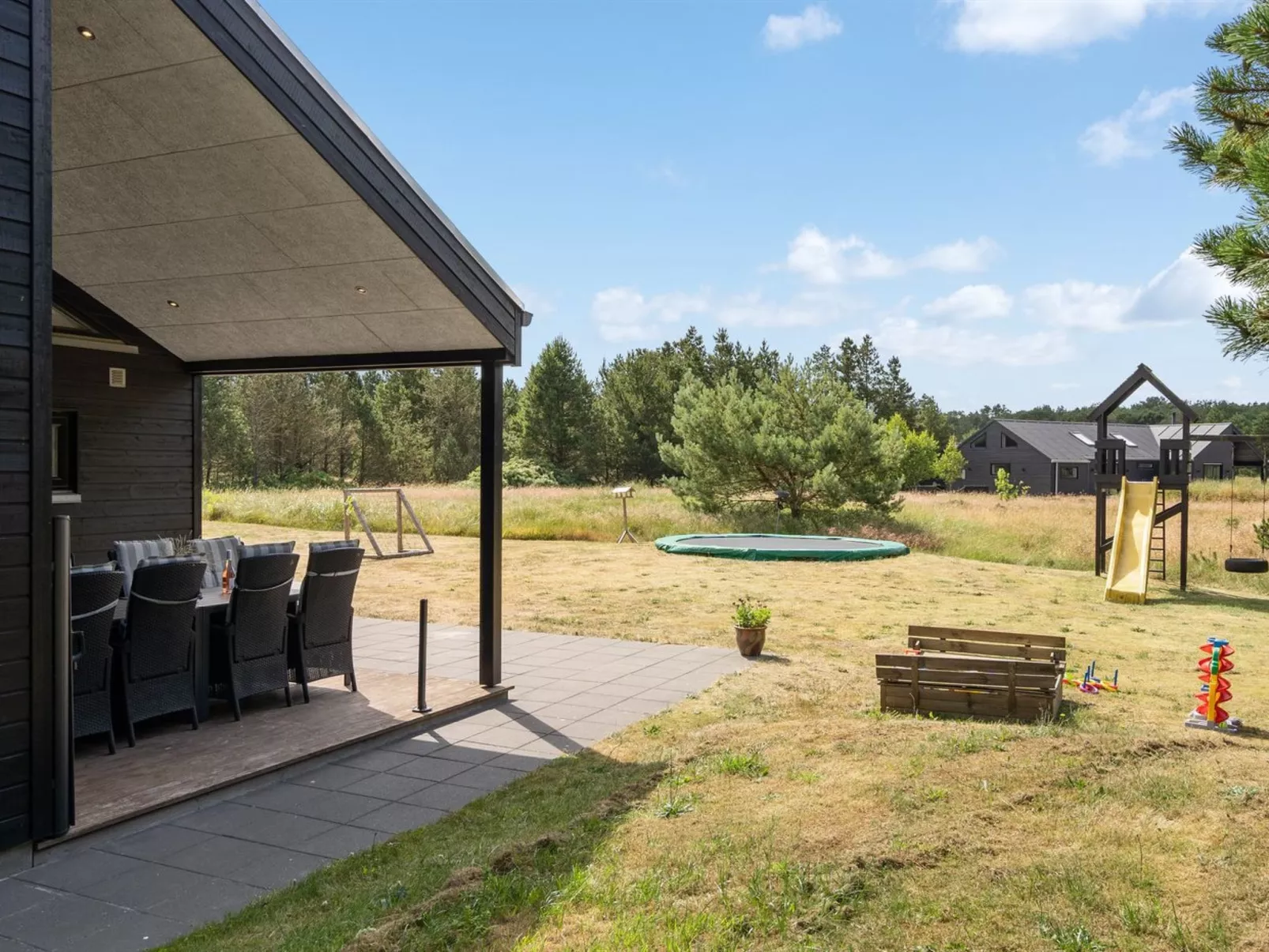 "Jonka" - 2km from the sea-Buiten