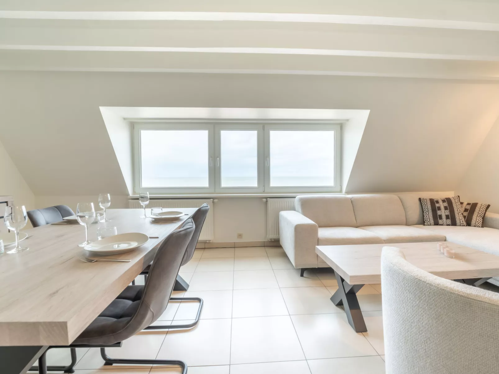 Koekoeksnest Penthouse at the beach-Binnen