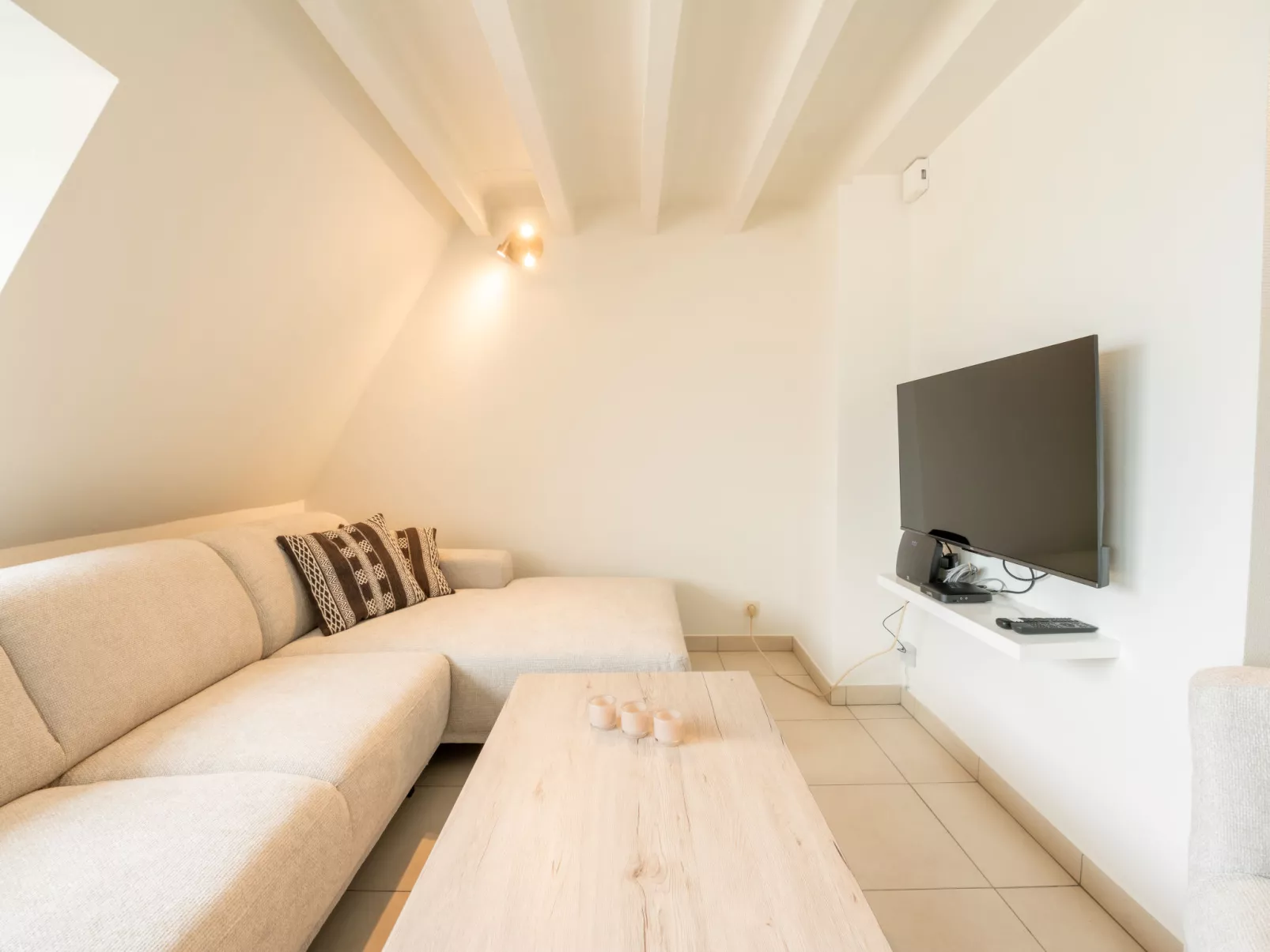 Koekoeksnest Penthouse at the beach-Binnen