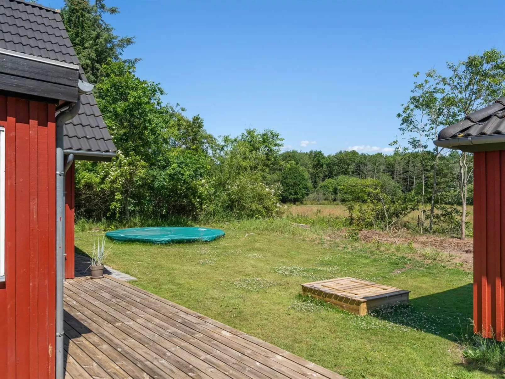 "Soile" - 12km from the sea-Buiten