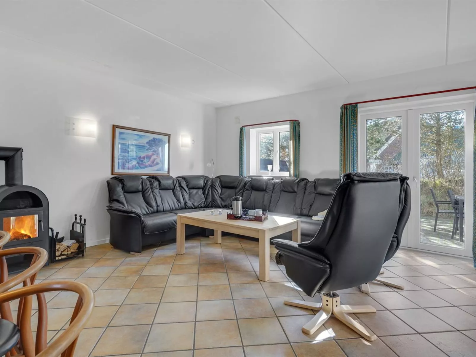"Oneida" - 800m from the sea