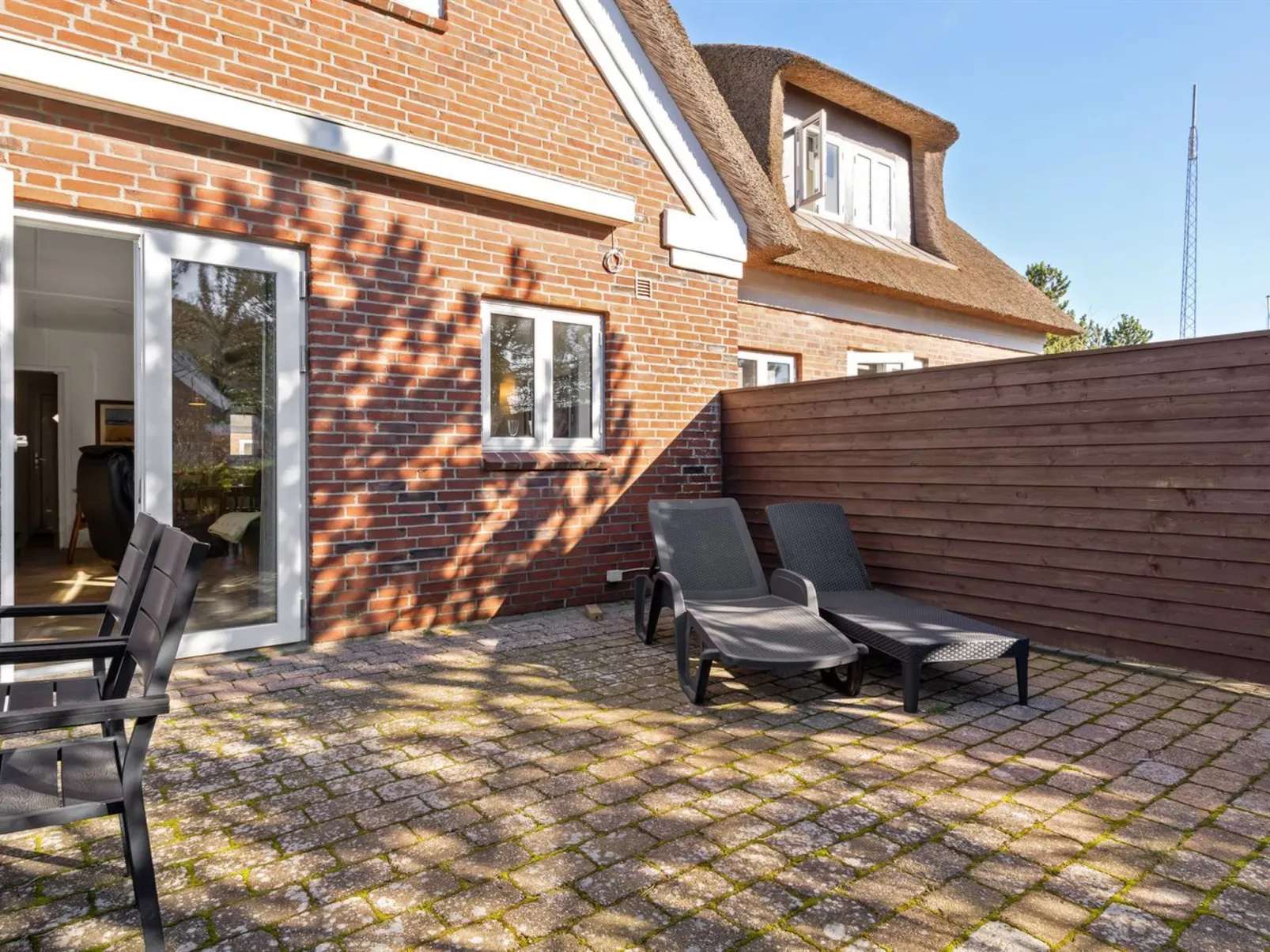 "Oneida" - 800m from the sea-Buiten