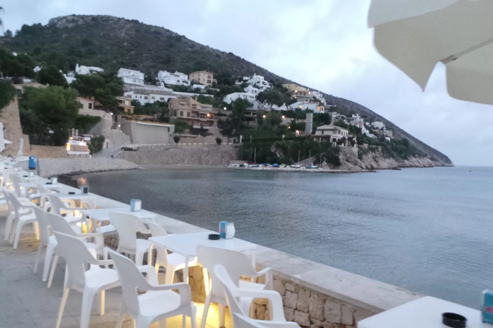 Vrijstaande villa aan de Costa Blanca met privé zwembad en veel privacy-Gebieden zomer 5km