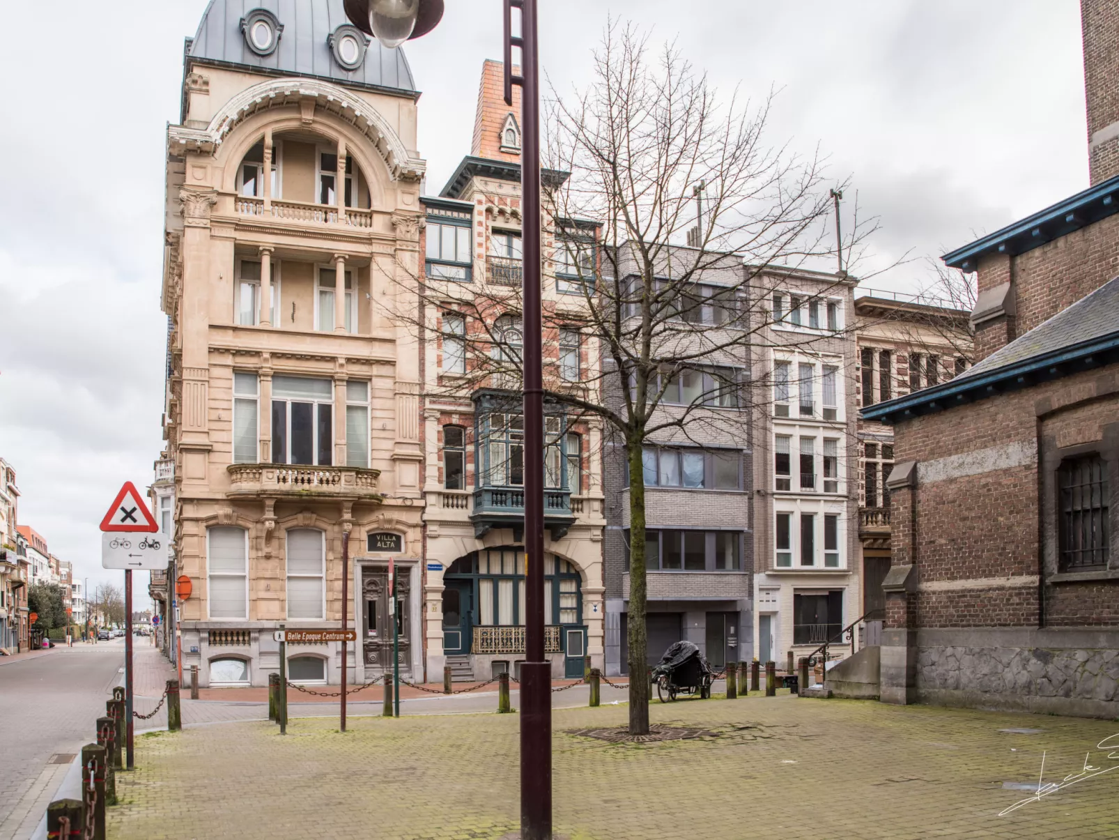Centrally located "Key Point"-Buiten