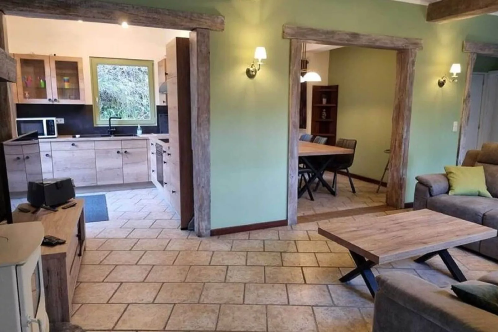 Maison sur Ourthe-Woonkamer
