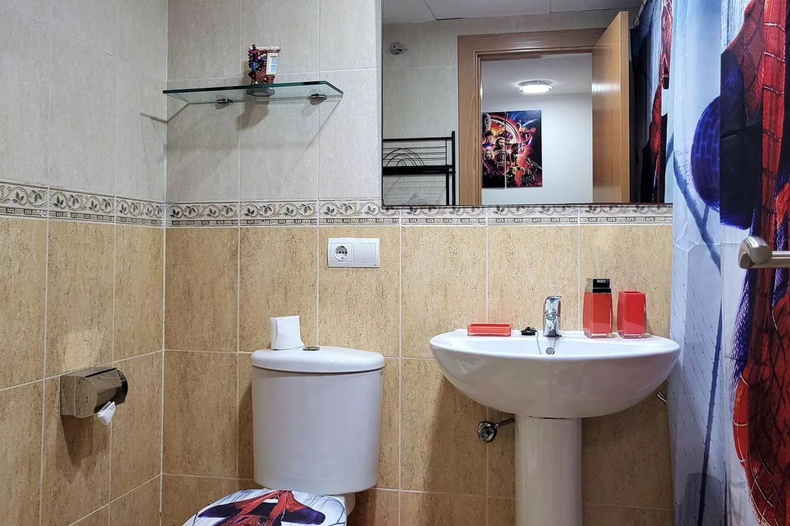 Ático Marvel con piscina privada-Badkamer