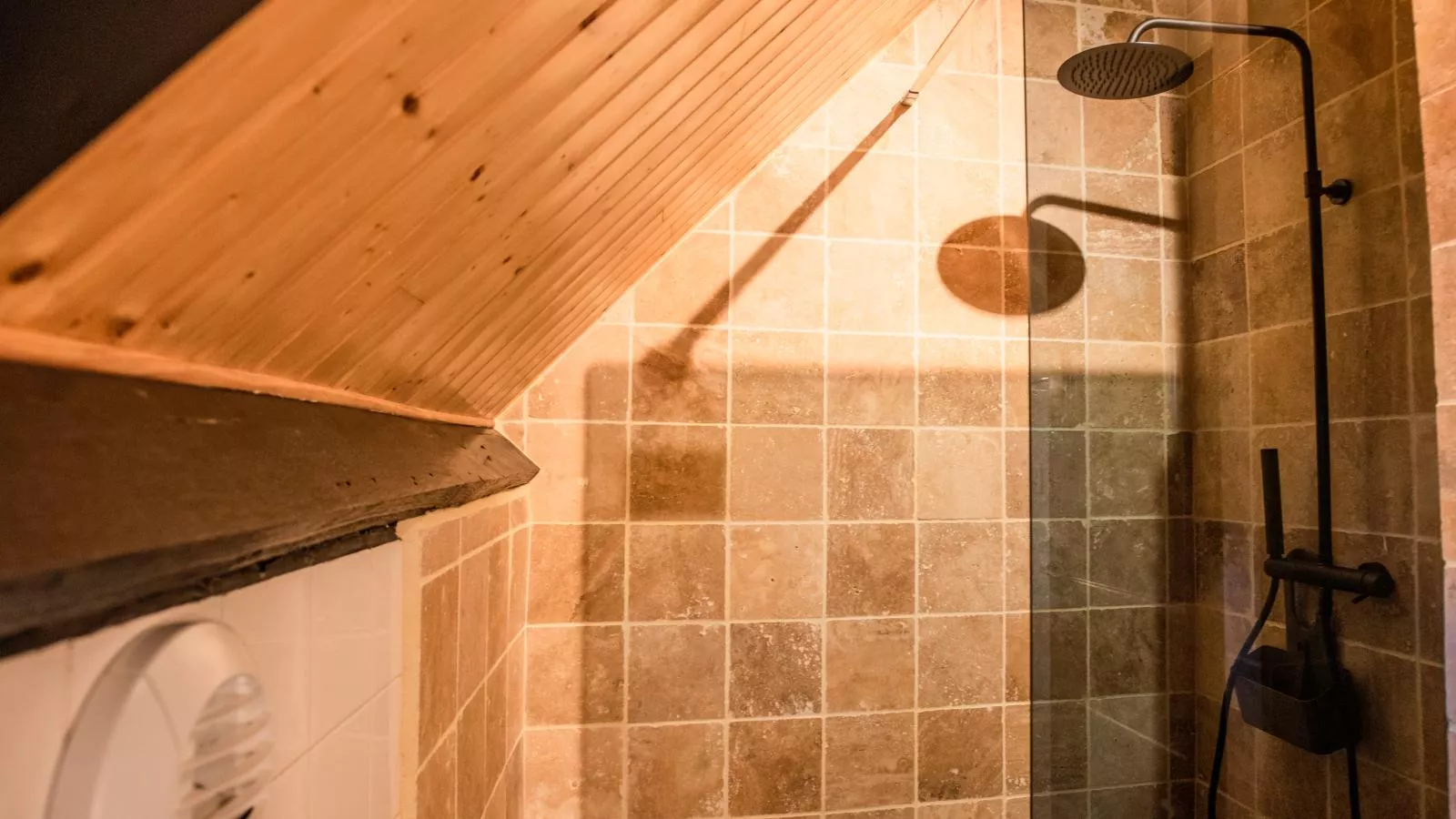 LEnvie de Metz studio-Badkamer