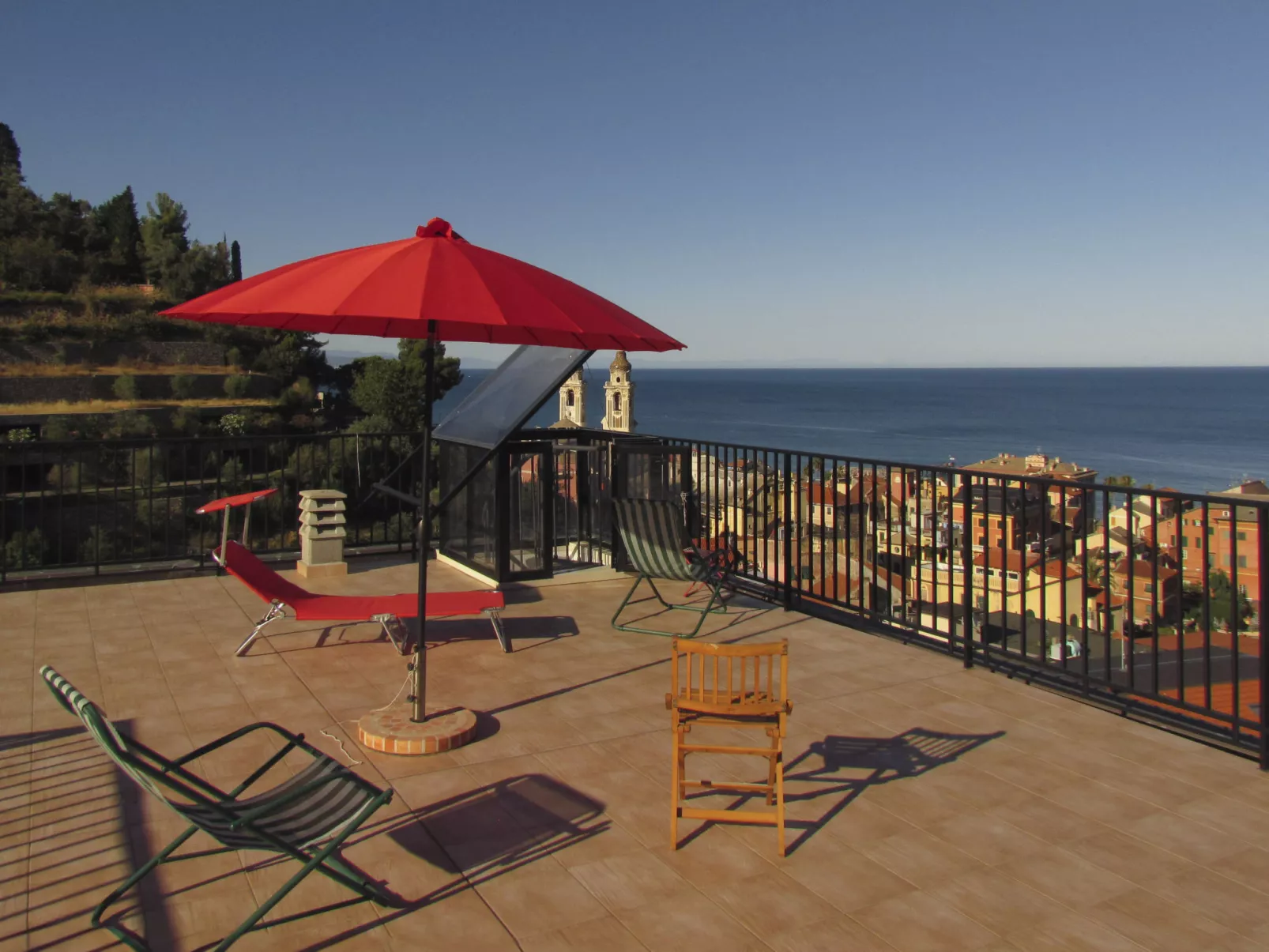 Garden an Seaview-Buiten