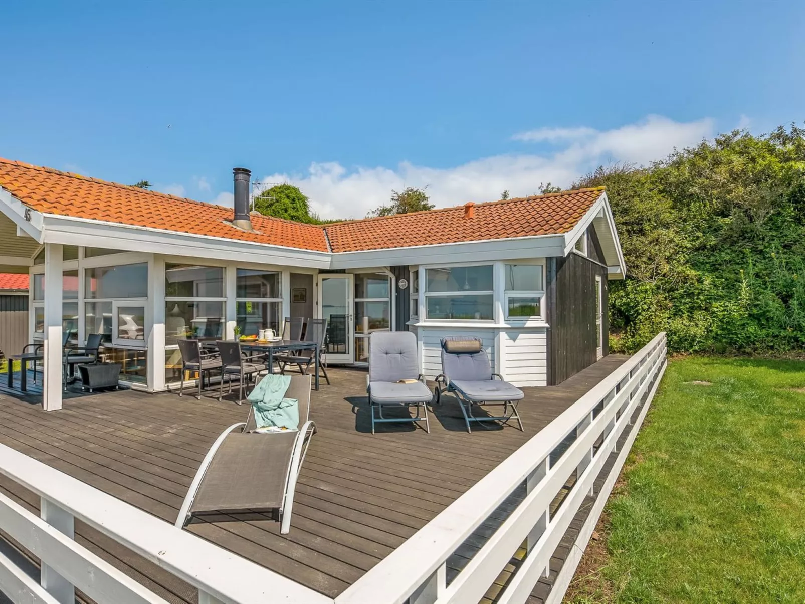 "Arnwith" - 20m from the sea-Buiten