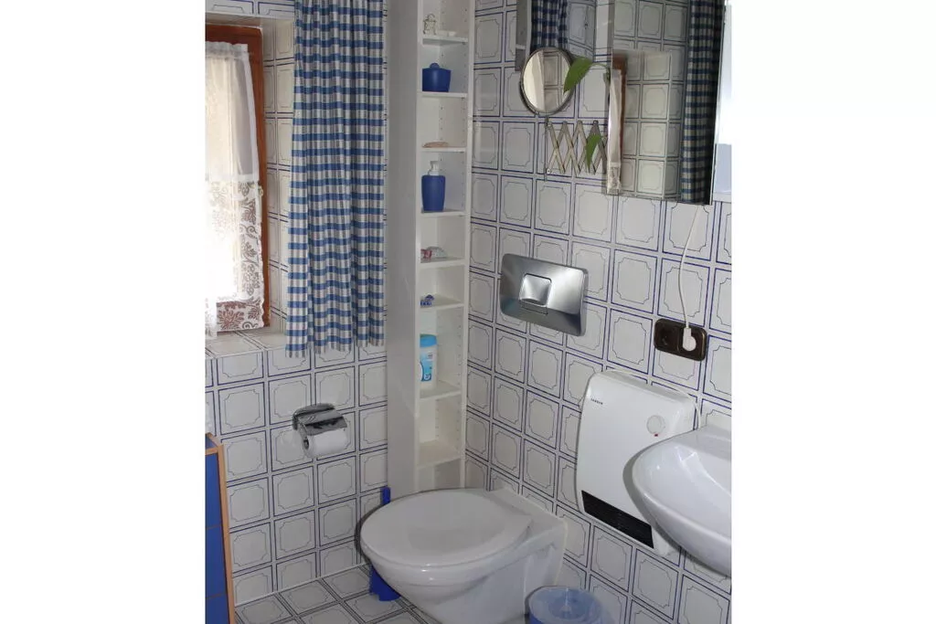 40042-Badkamer