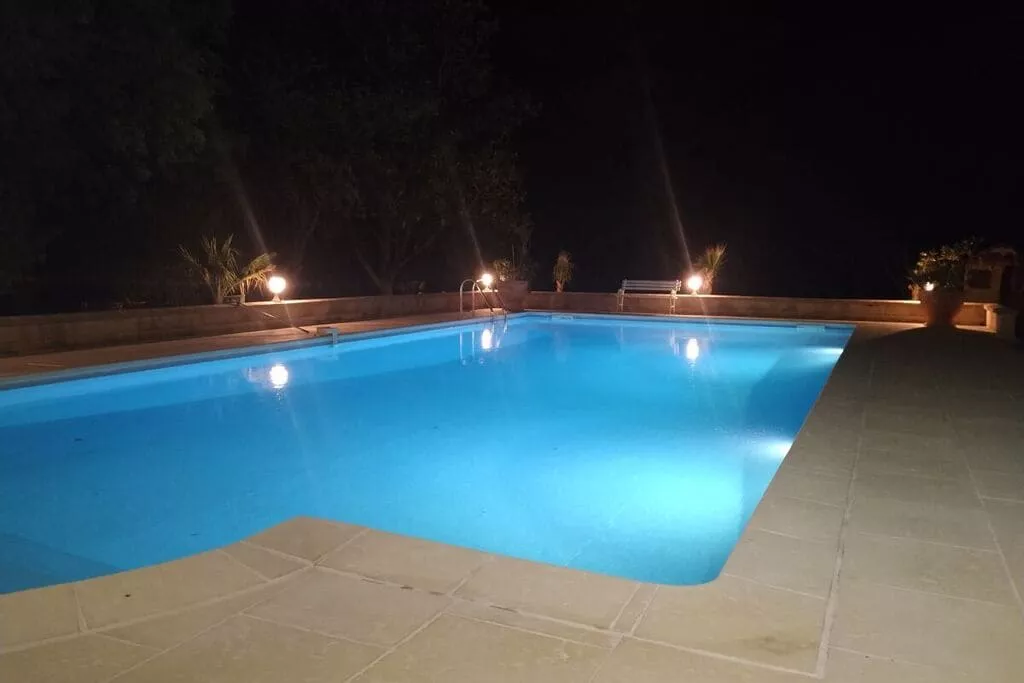 poolofhouse