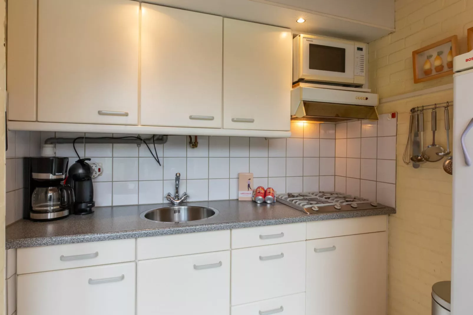 De Haaijmanweg 5  Burgh Haamstede 'Huisje 86'-Keuken