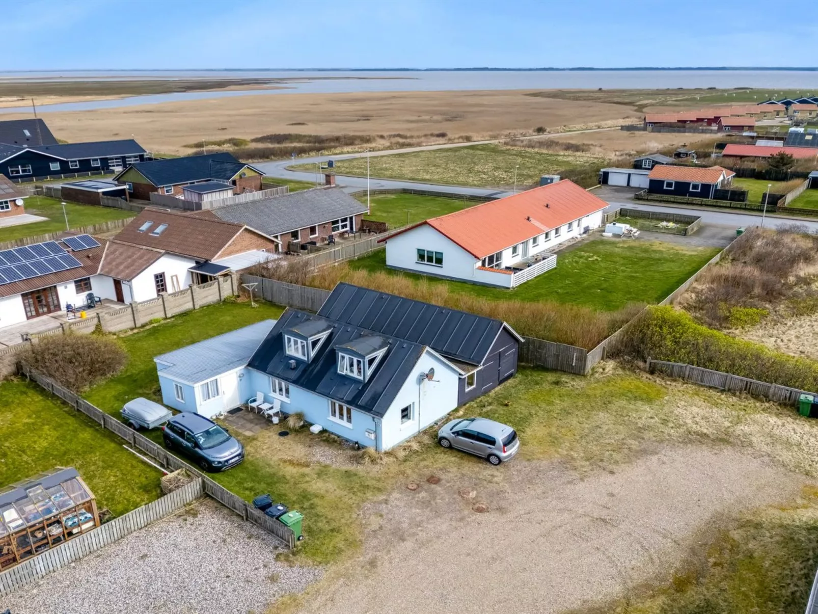 "Fransiska" -  from the sea-Buiten