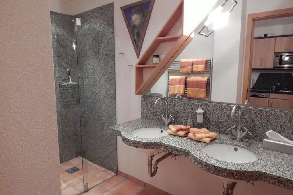 107412-Badkamer
