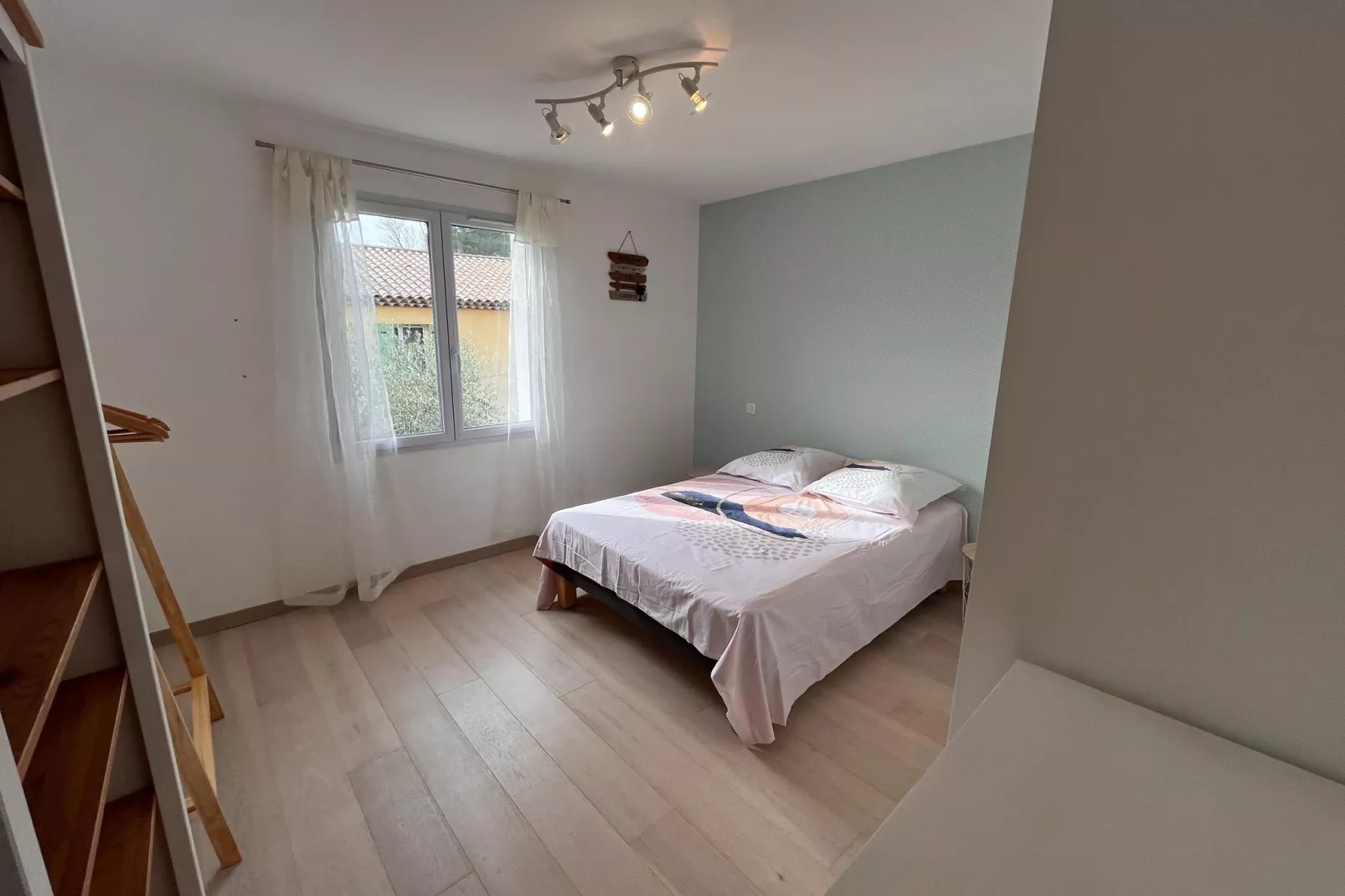 Elja Les Acacias-Slaapkamer